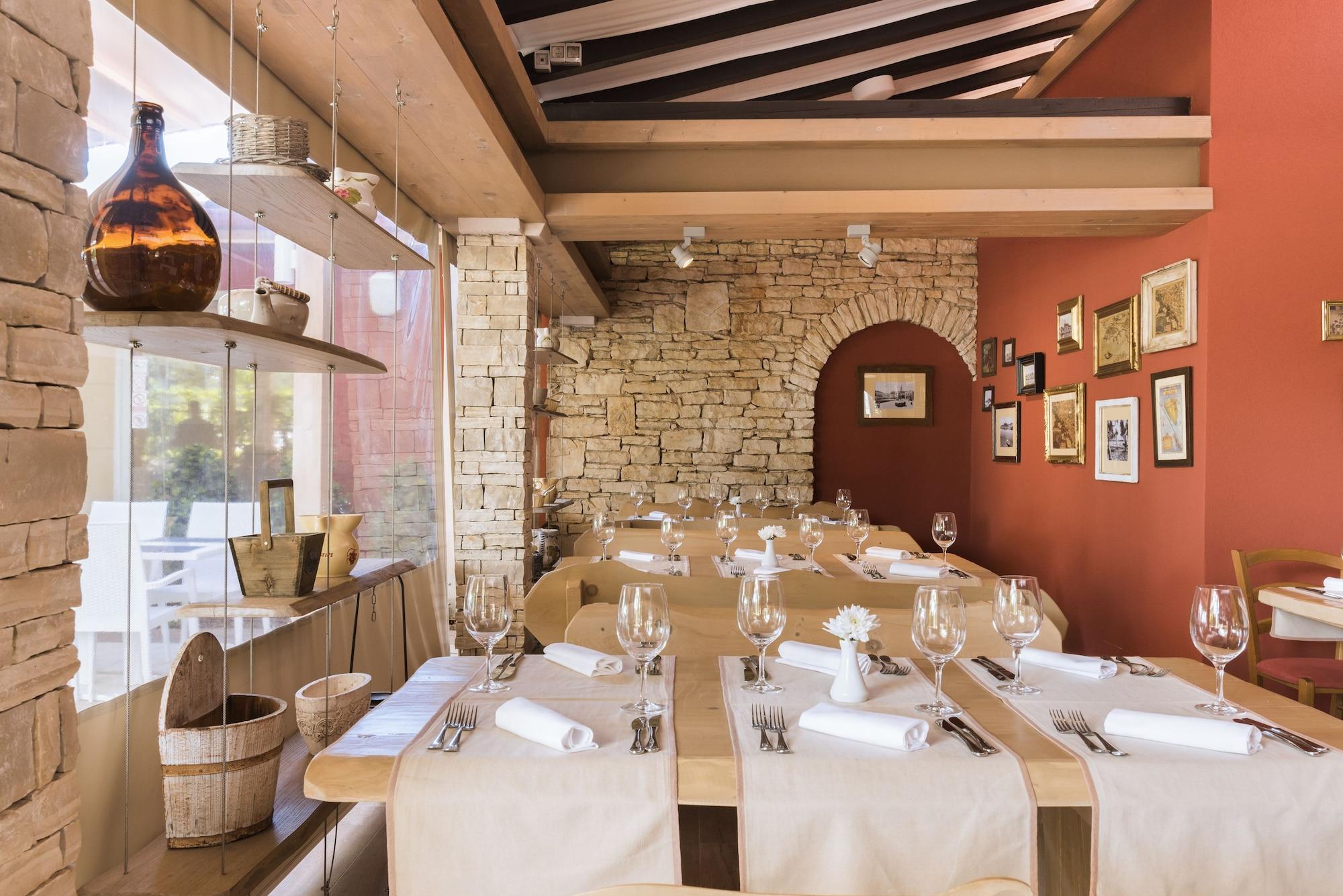 Restaurant Apartments Stella Plava Laguna