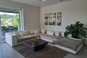 Alquiler Vacacional - VILLA with JAKUZZI + SAUNA + POOL for families, couples and groups of friends.