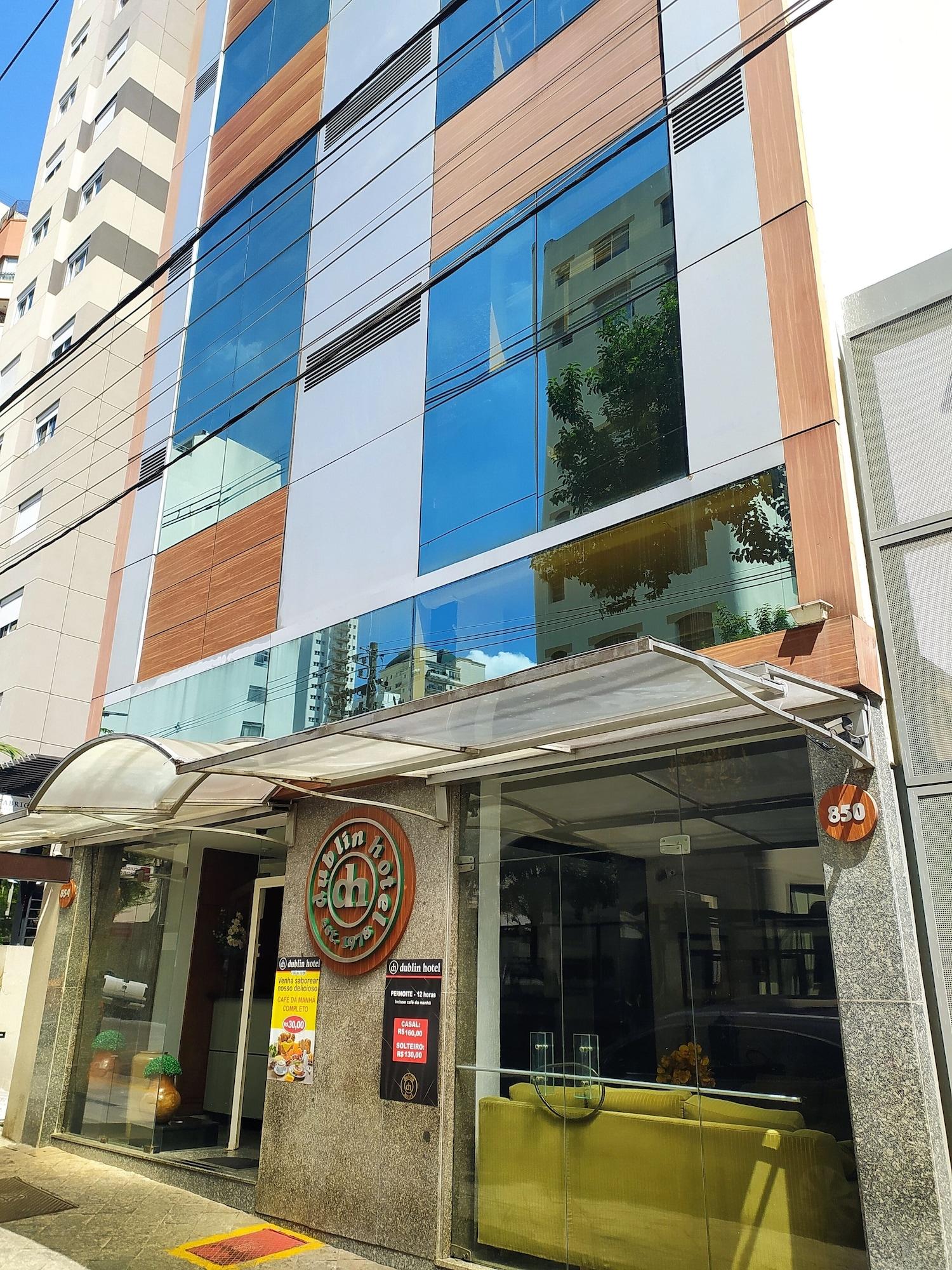 Vista Exterior Hotel Dublin