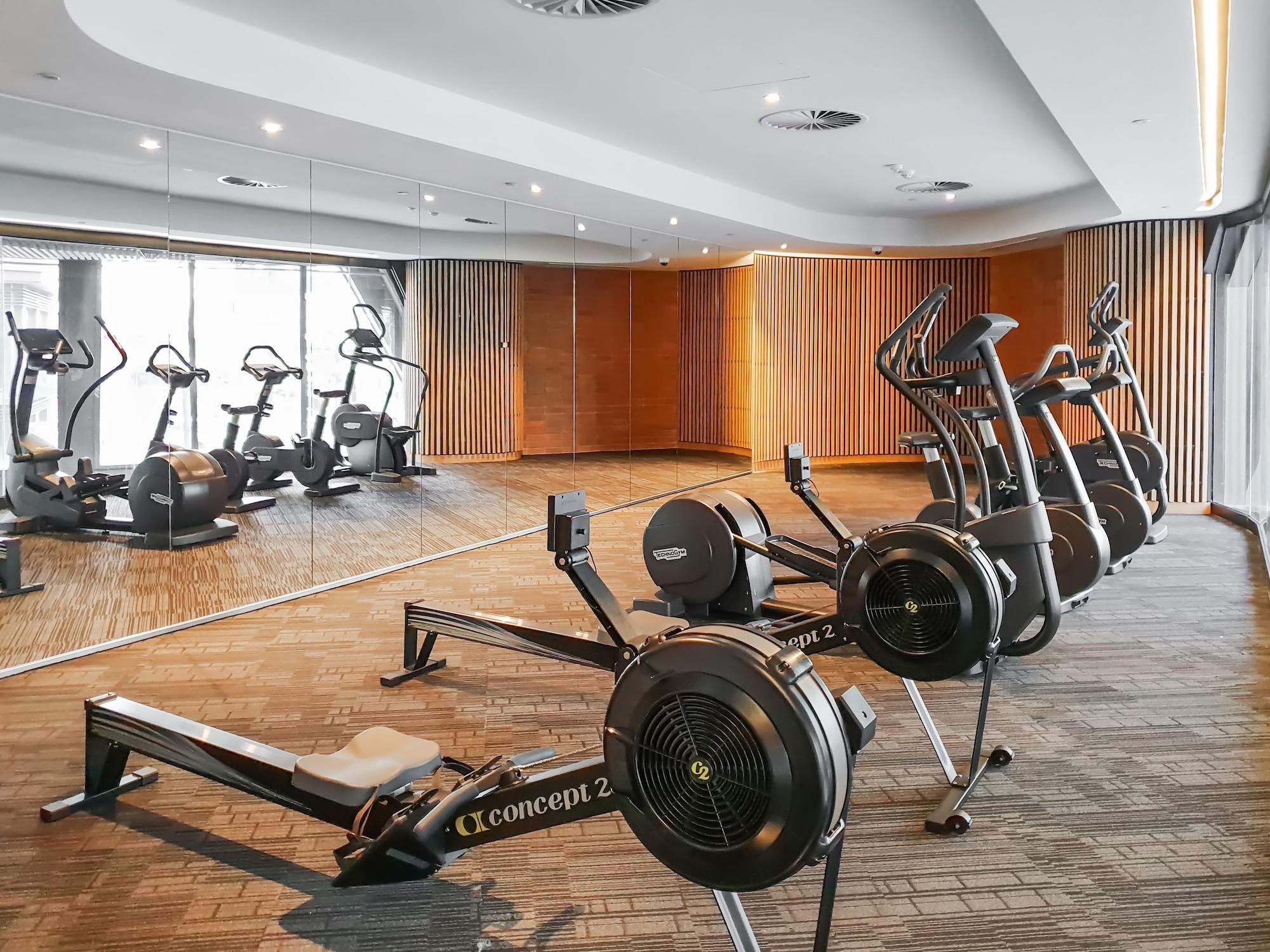 Gimnasio Melbourne Lifestyle Apartments - Best Views on Collins