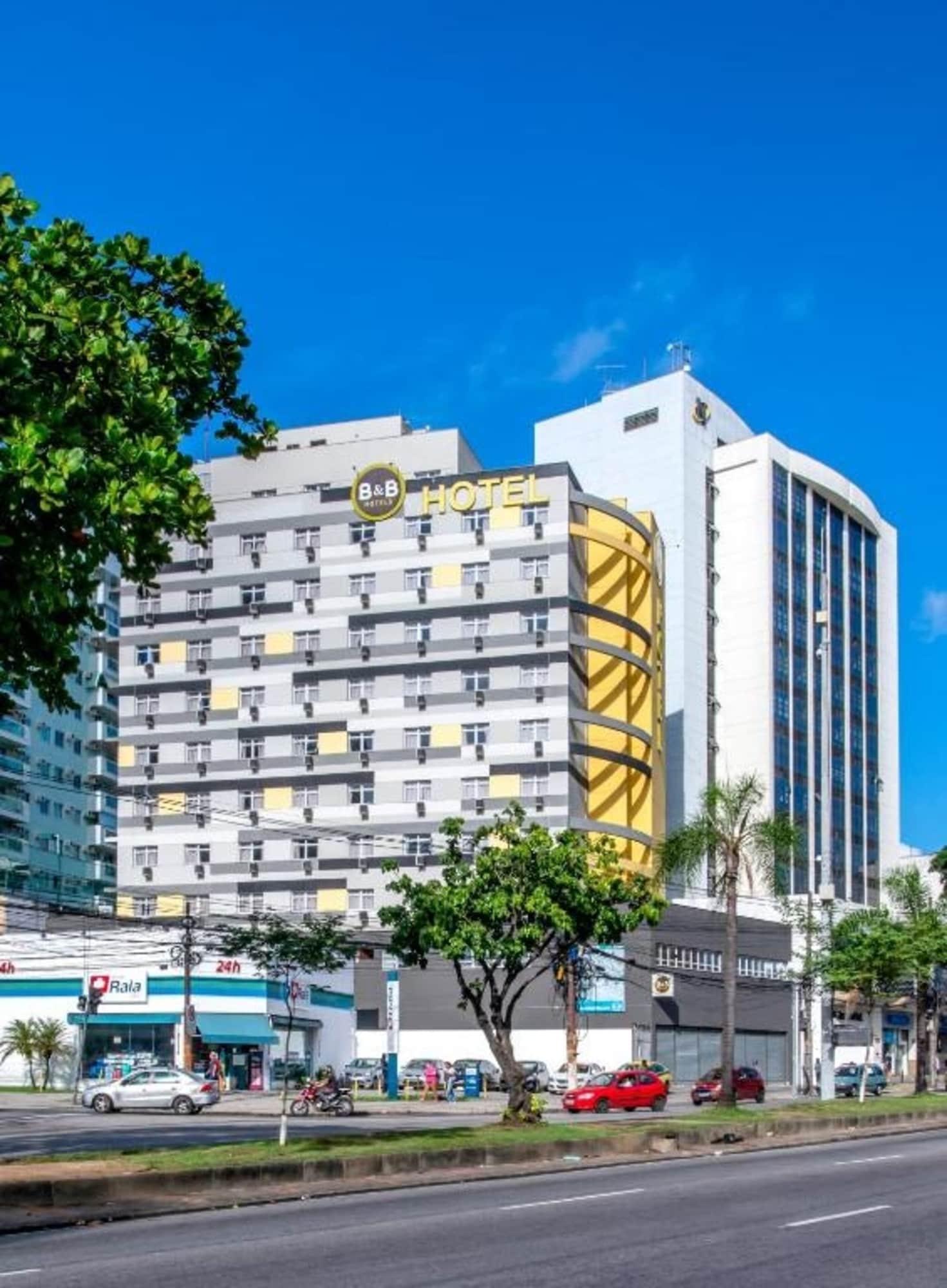 Vista Exterior B&B Hotels Rio de Janeiro Norte