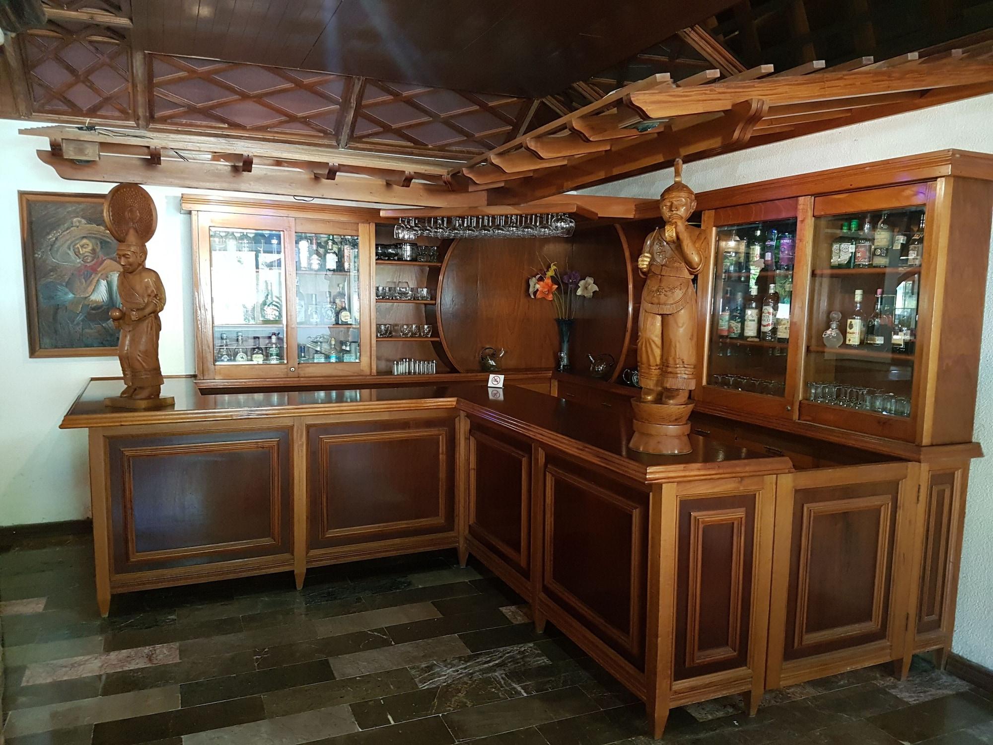 Bar/Salón Hotel El Doral