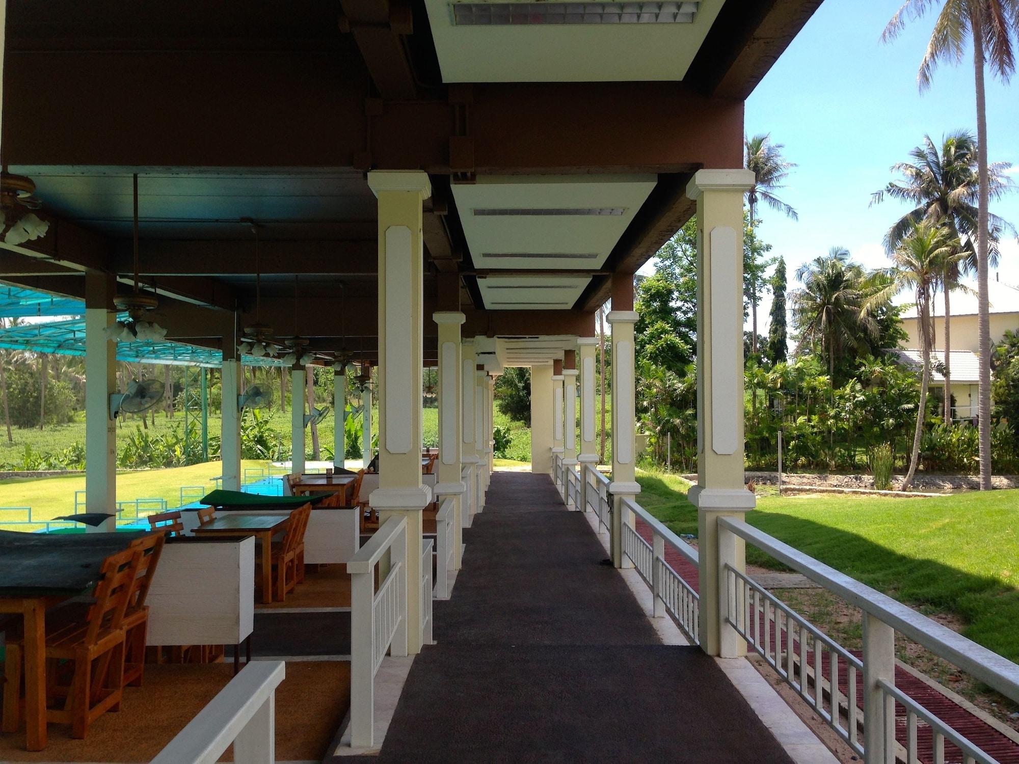 Campo de Golf Suwan Driving Range and Resort