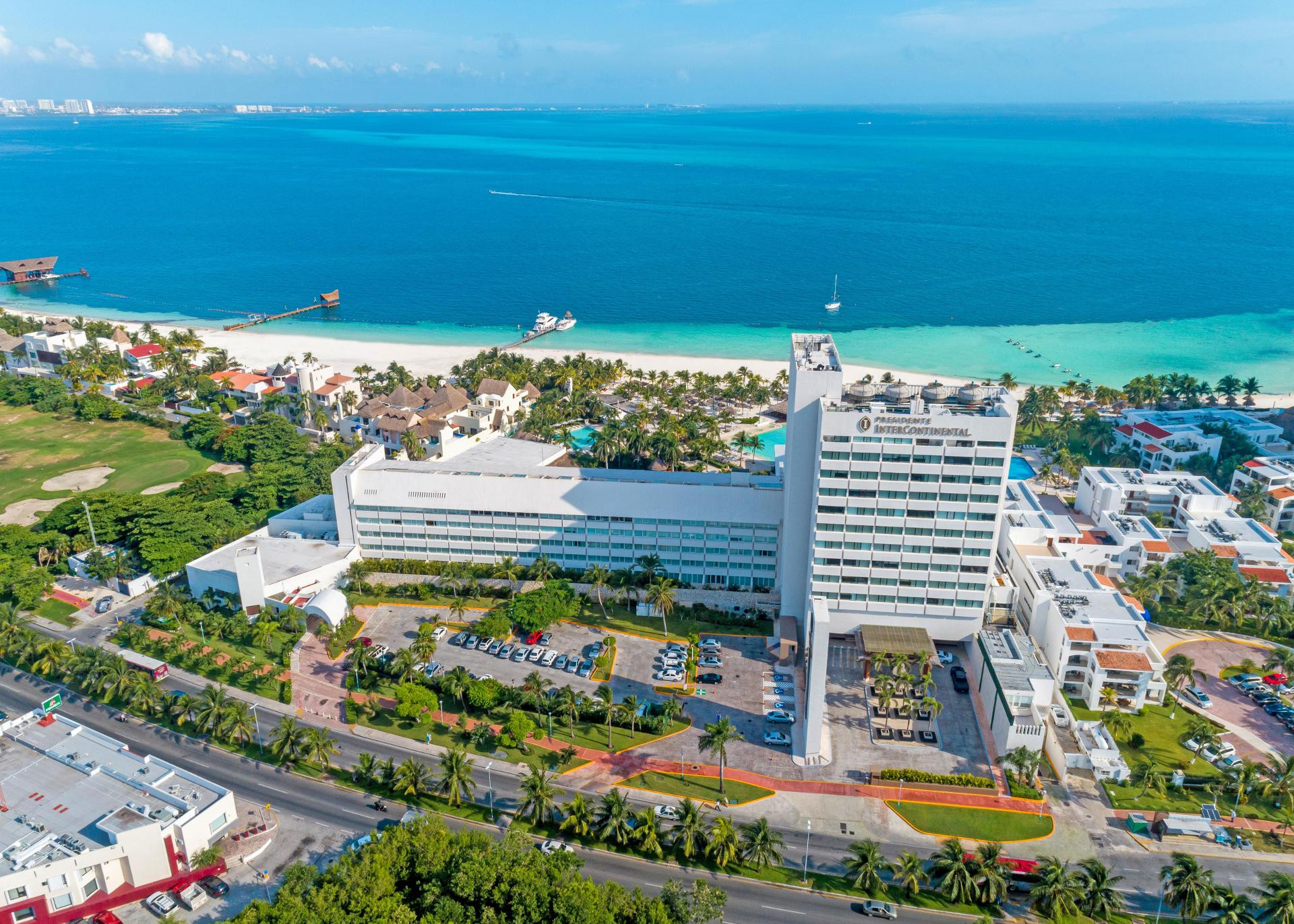 Vista Exterior Presidente InterContinental Cancun Resort