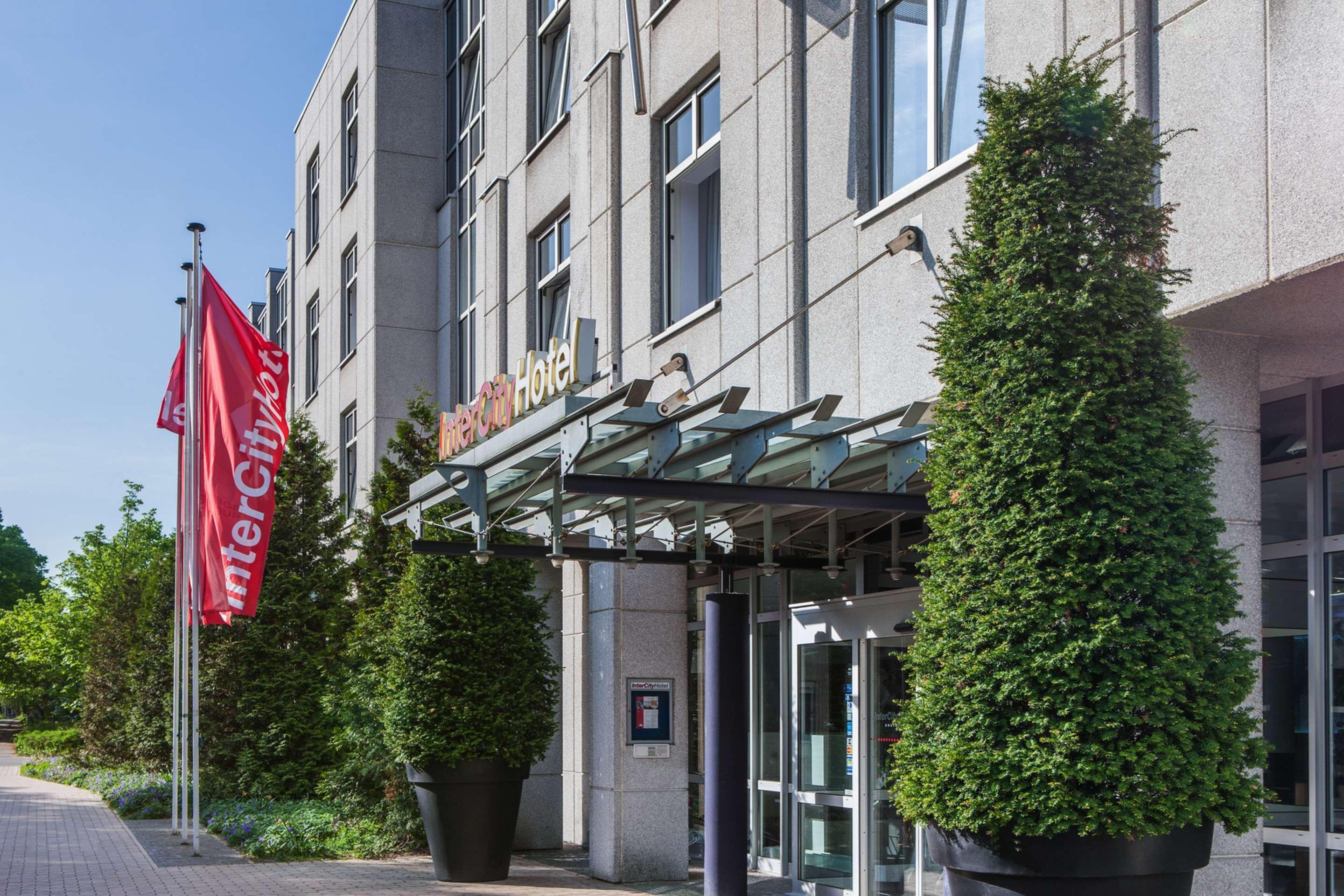 Vista Exterior IntercityHotel Rostock