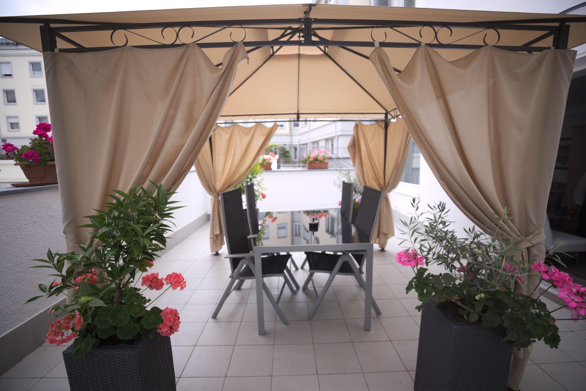 Varios Hotel Savoy Bonn