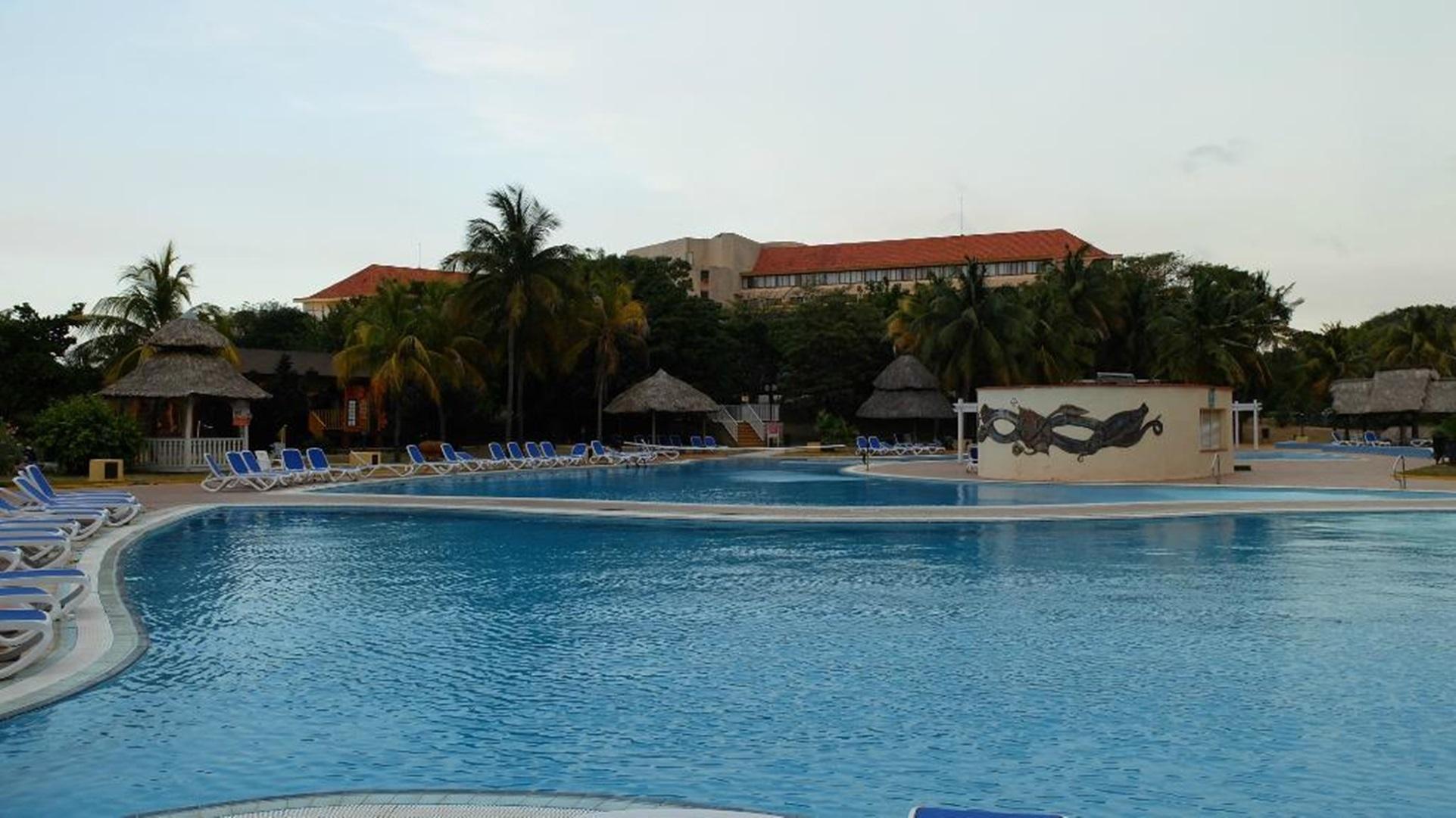 Vista da piscina Hotel Tuxpan