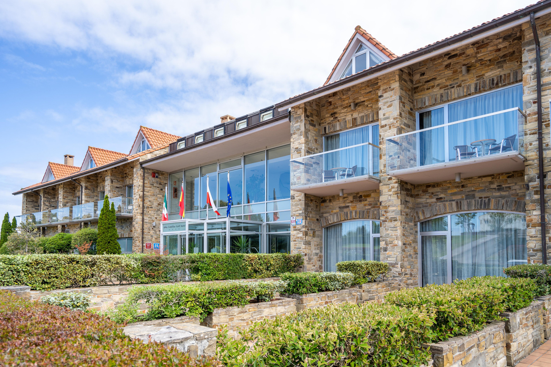 Vista Exterior Abba Comillas Hotel