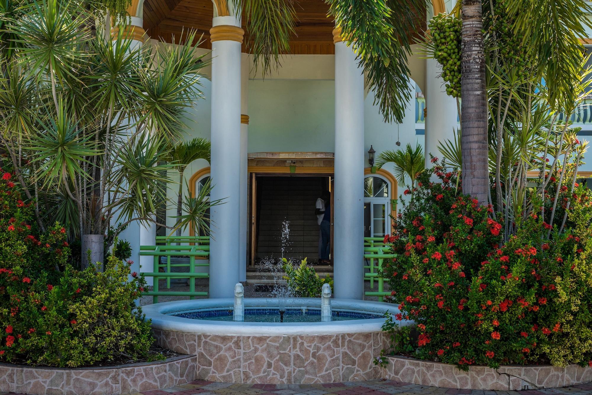 Varios Holiday Haven Resort & Banquet Hall