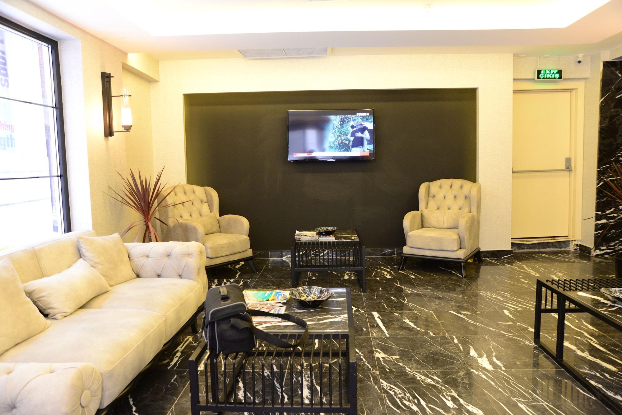 Vista Lobby Gardenya Suit Hotel