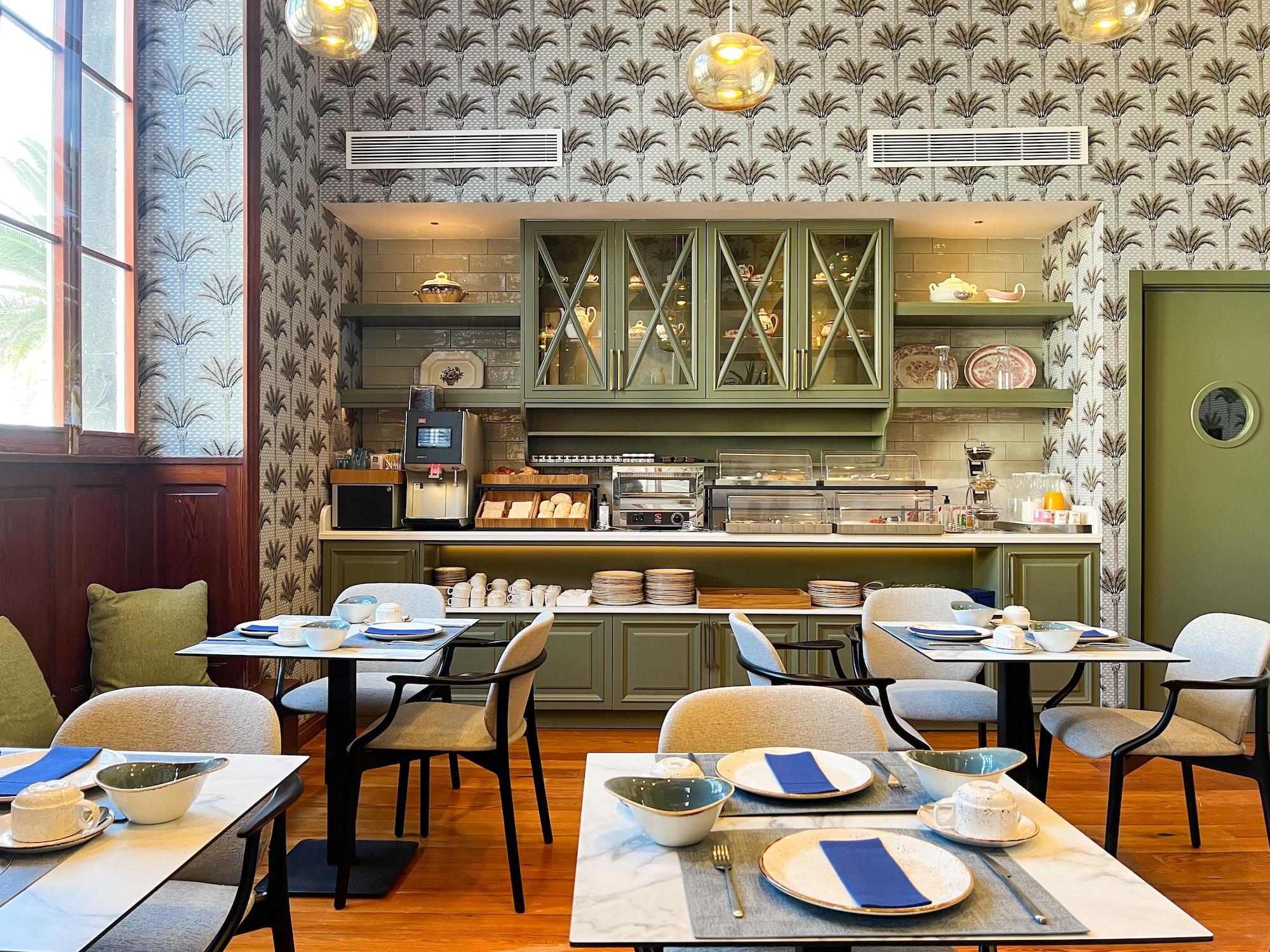 Restaurant Boutique Hotel Cordial Plaza Mayor de Santa Ana