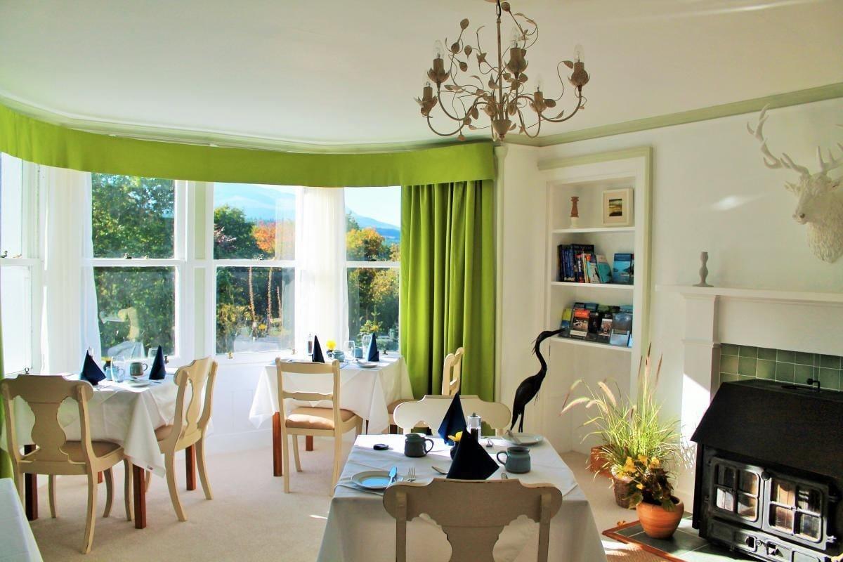 Restaurant Tirindrish House