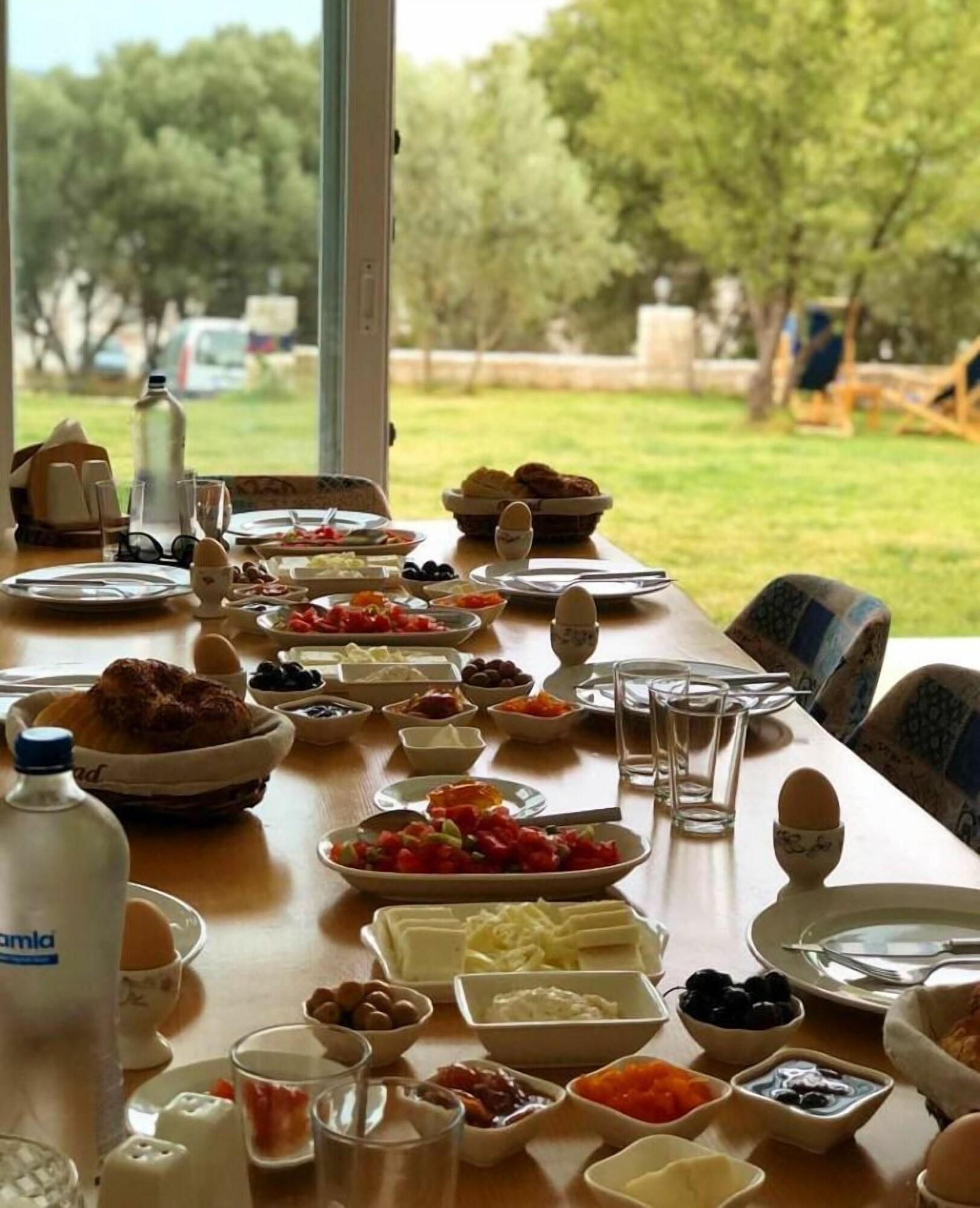 Restaurant Clementine Suits Sigacik