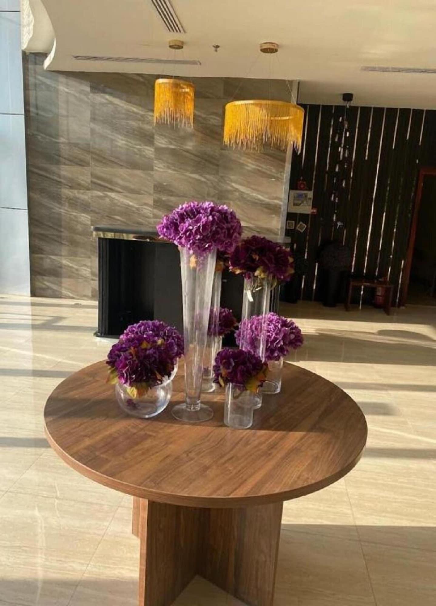 Vista Lobby The S Hotel