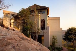 Alojamiento - La Roca Guest House