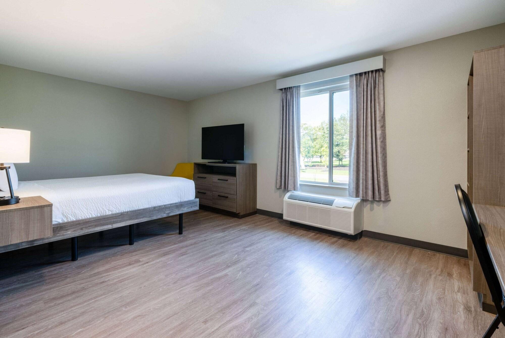 Varios Echo Suites Extended Stay Reno