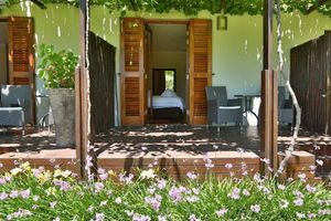 Alojamiento - L'Avenir Country Lodge