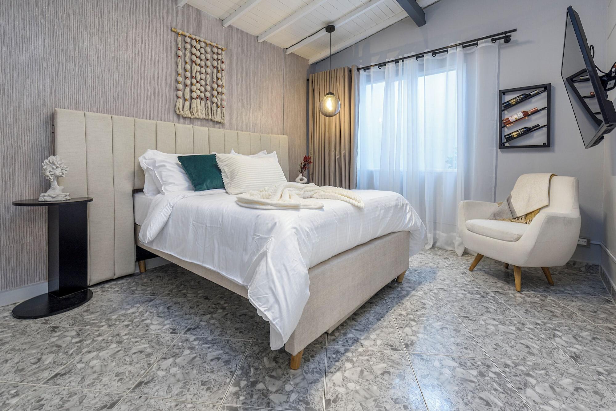 Varios Hotel Hola Medellín