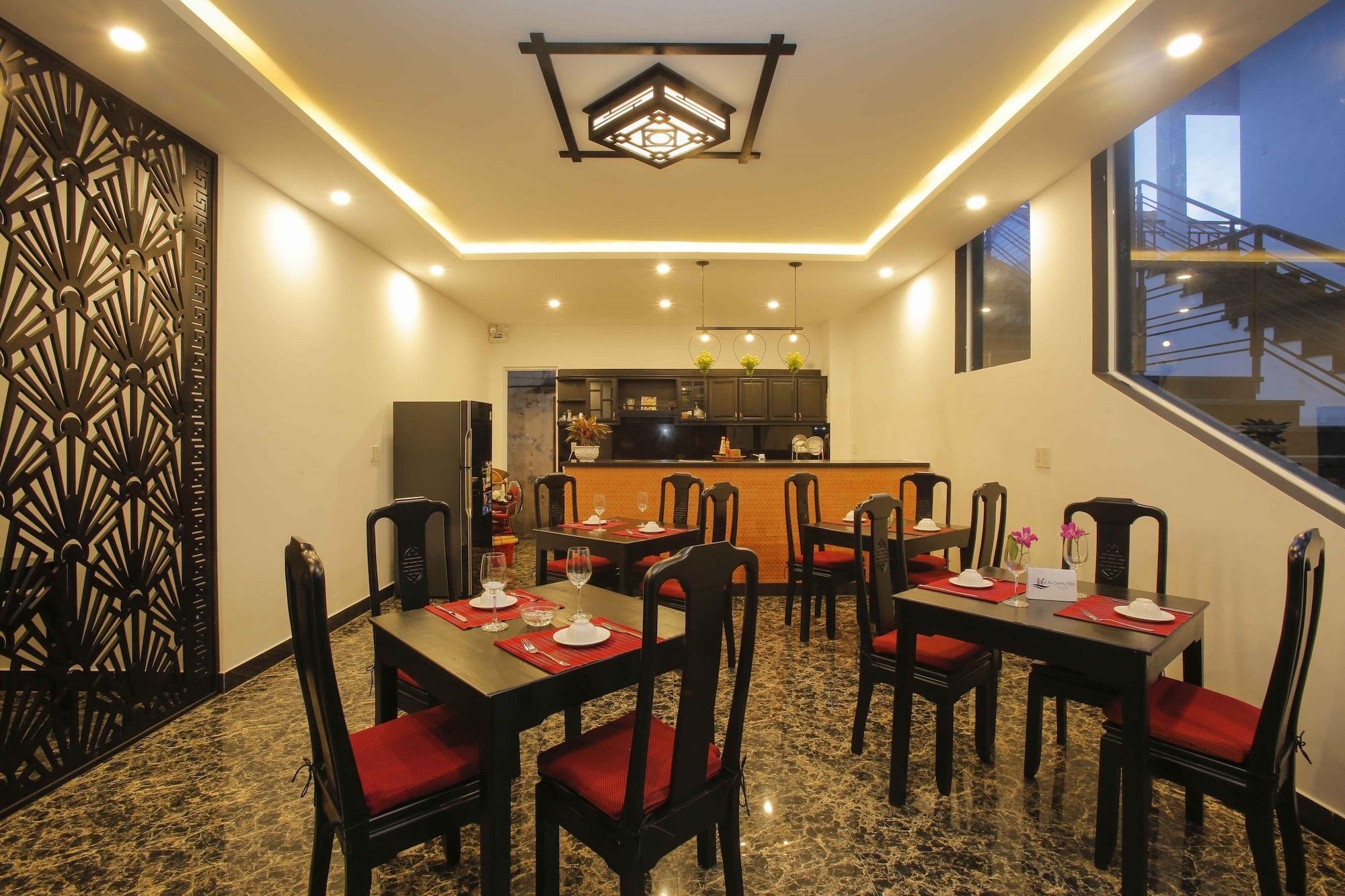 Restaurant Hoi An Sunny Pool Villa