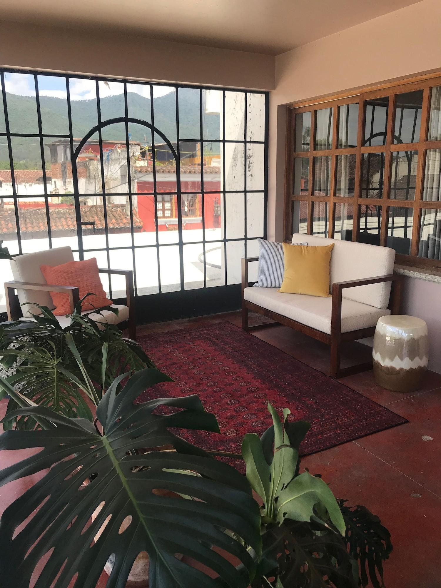 Vista Lobby Ojala