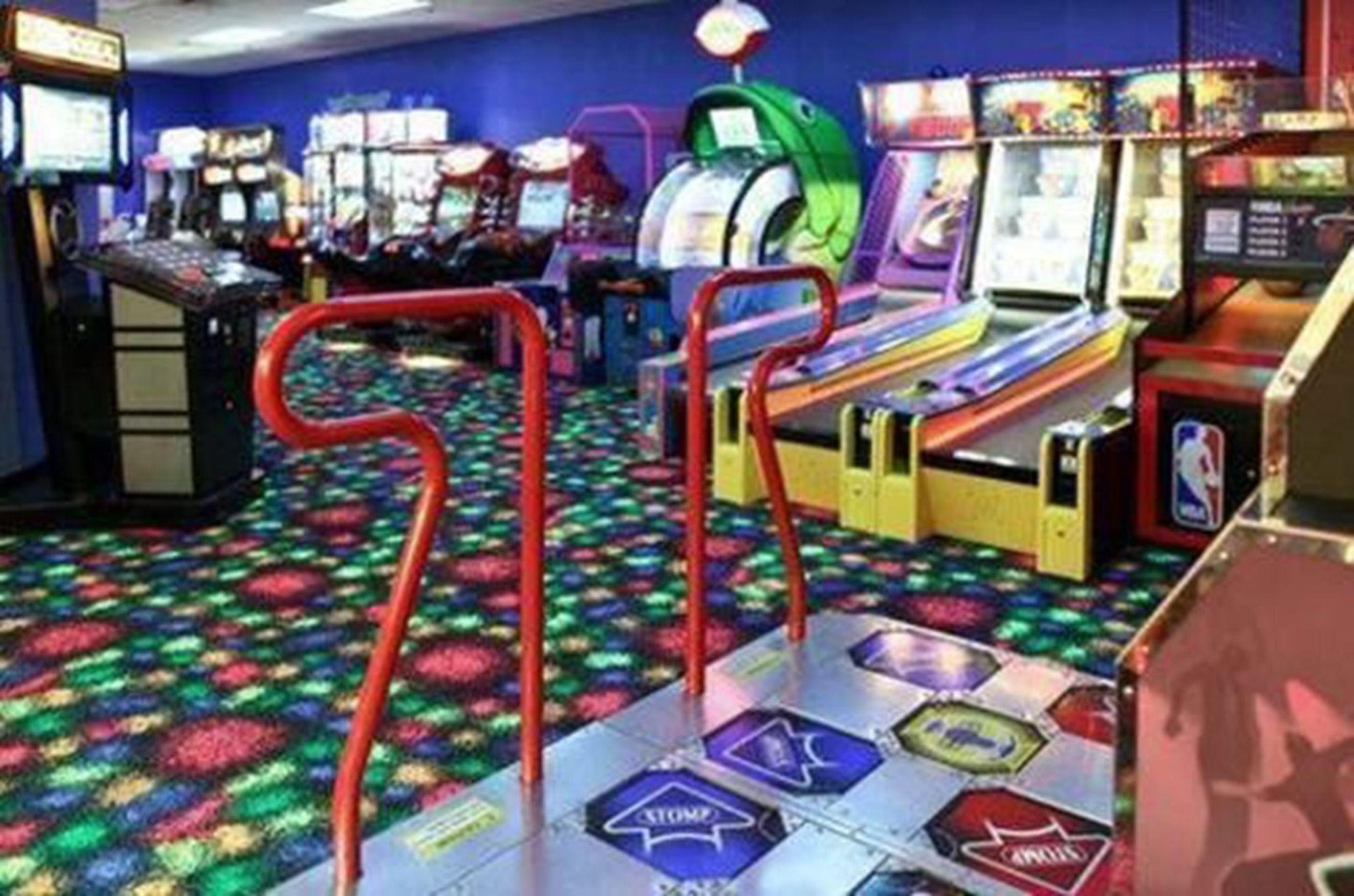 Hotel Seralago Hotel & Suites Main Gate East