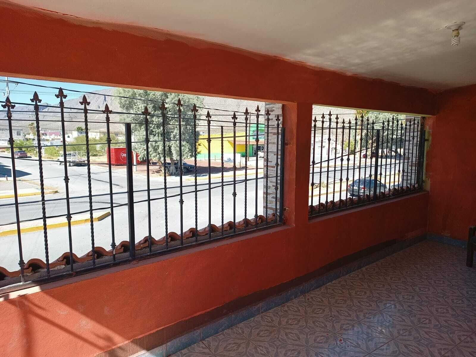 Vista Exterior Hostal Destination