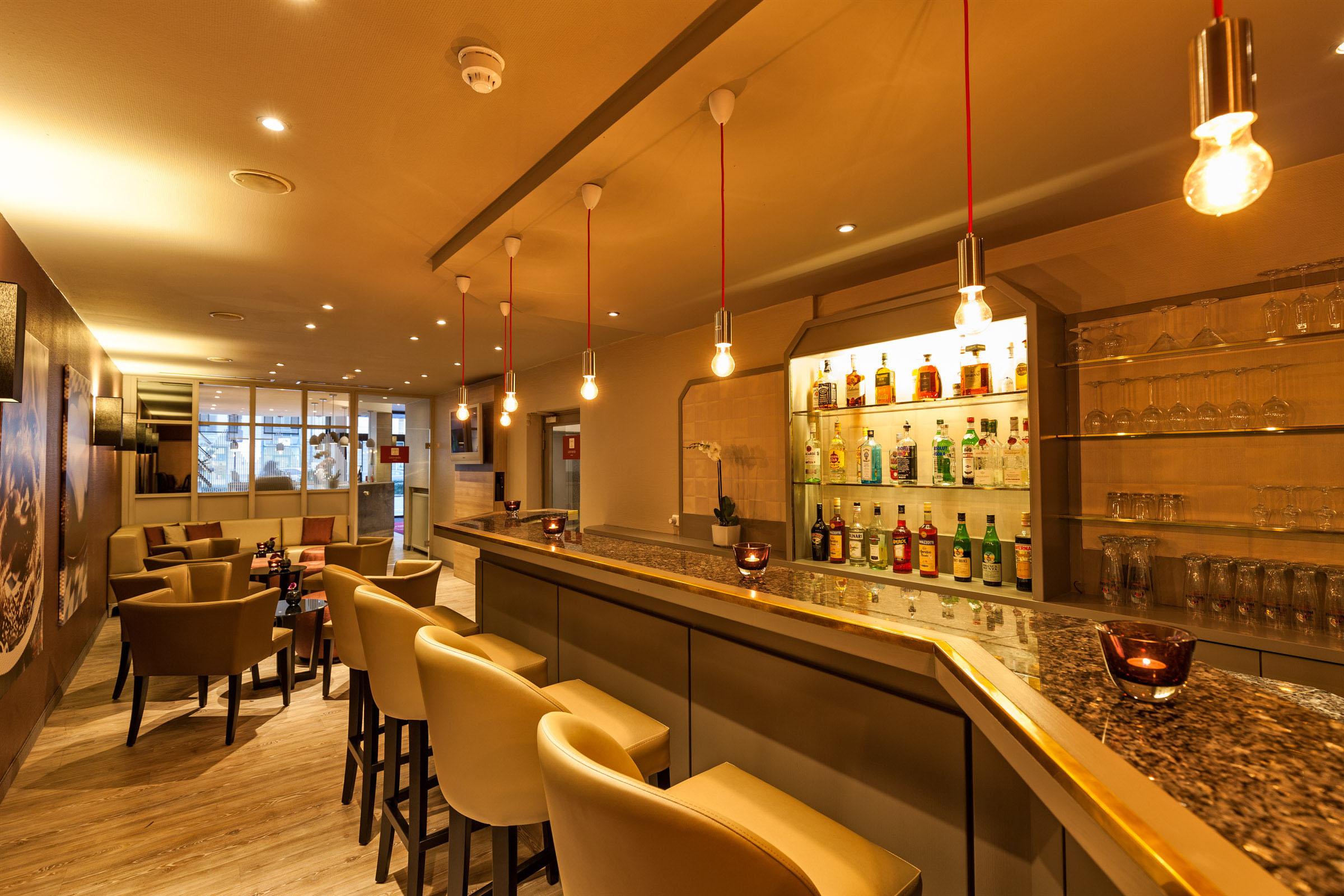 Bar/Salón Leonardo Hotel Munich City North