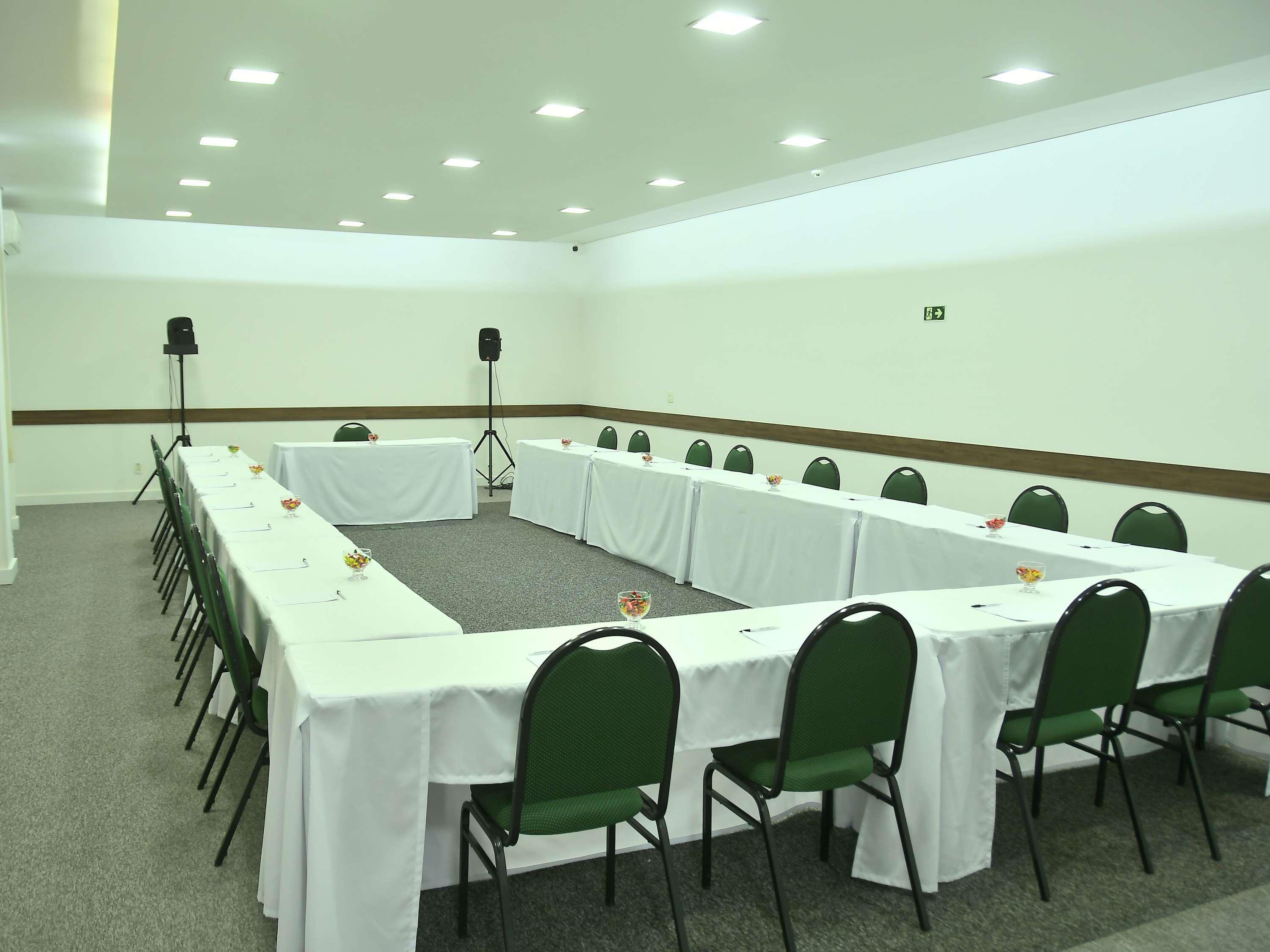 Sala de Reuniones Hotel Araraquara by Mercure