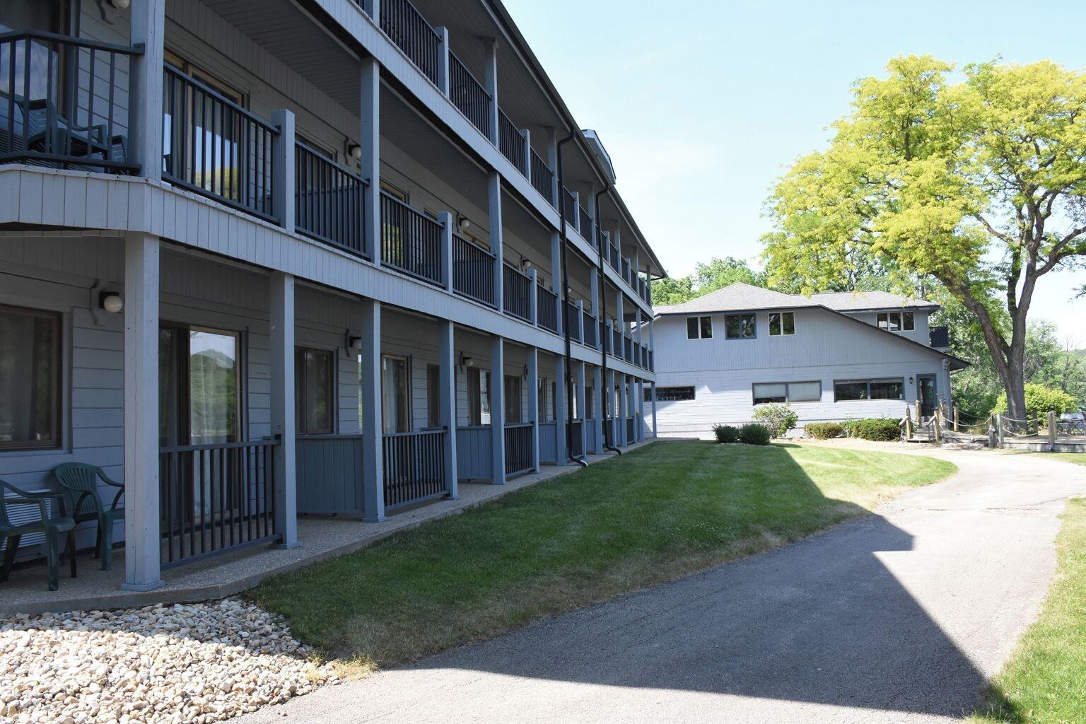 Vista Exterior Paddle Wheel Inn
