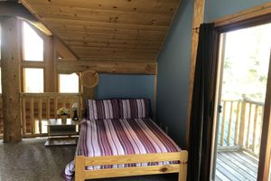 Alquiler Vacacional - Cozy Custom Log Cabin Nestled within Mile High Estates