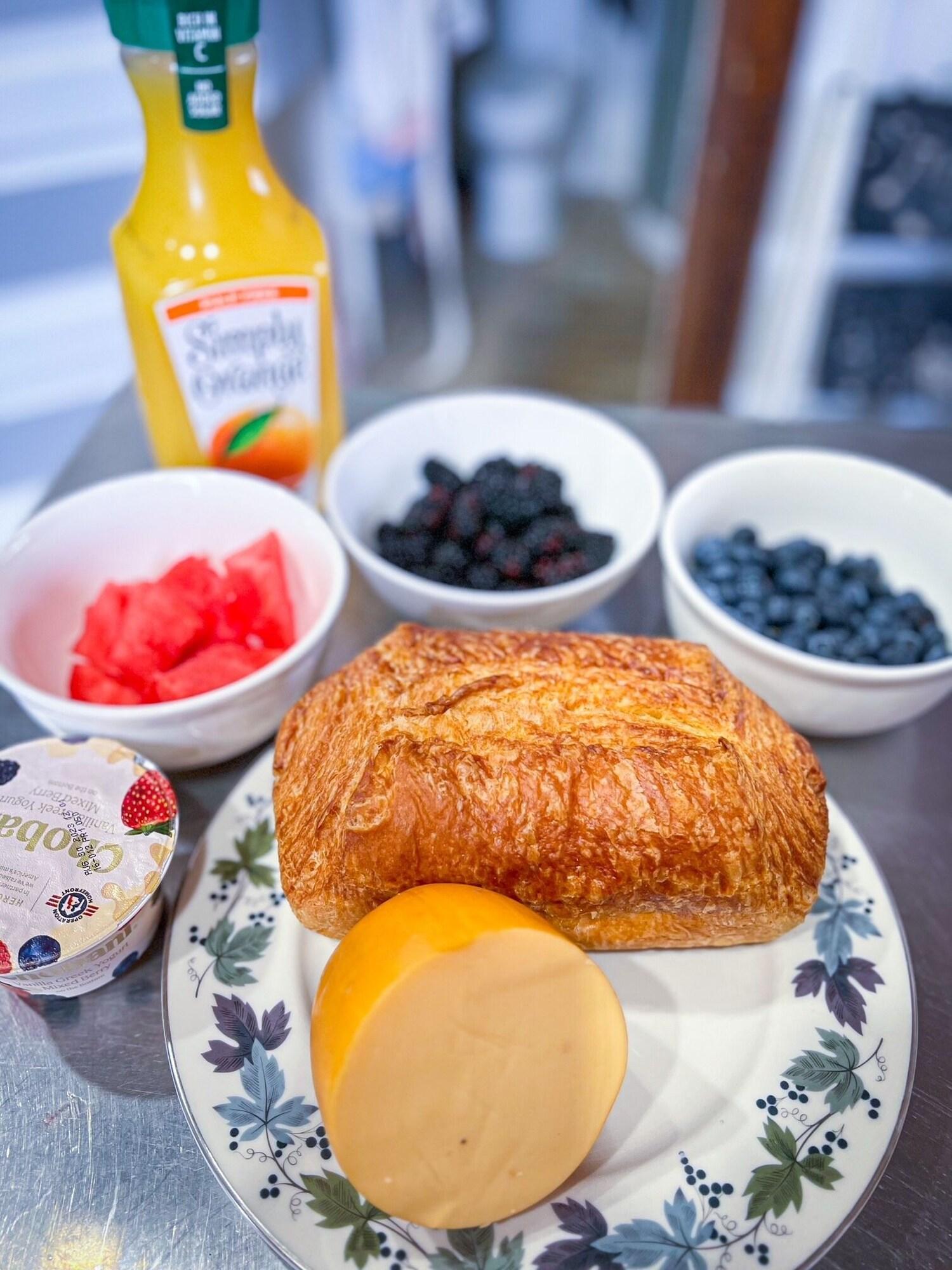 Restaurant Off Broadway B&B