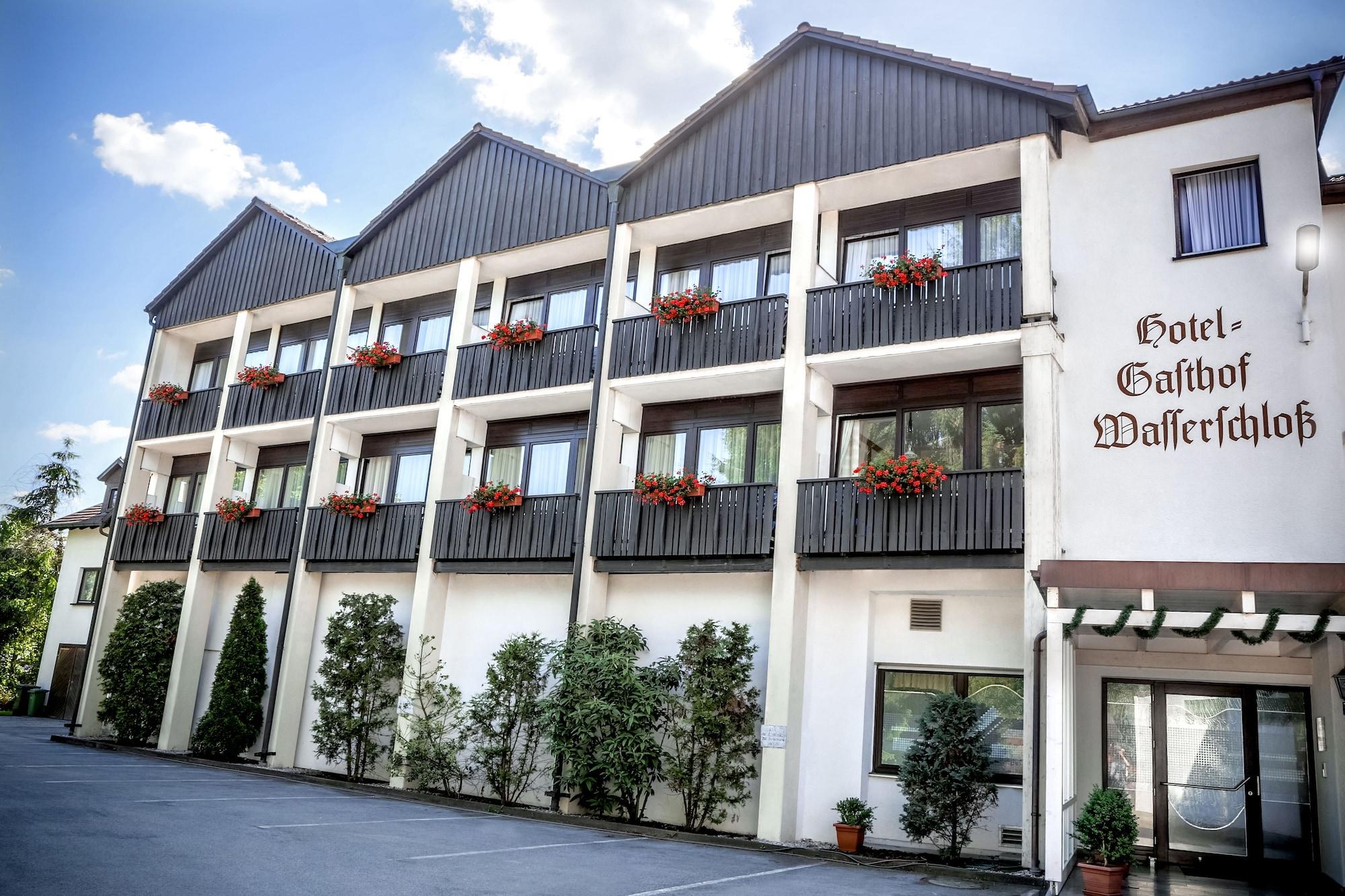 Varios Hotel-Gasthof Wasserschloß