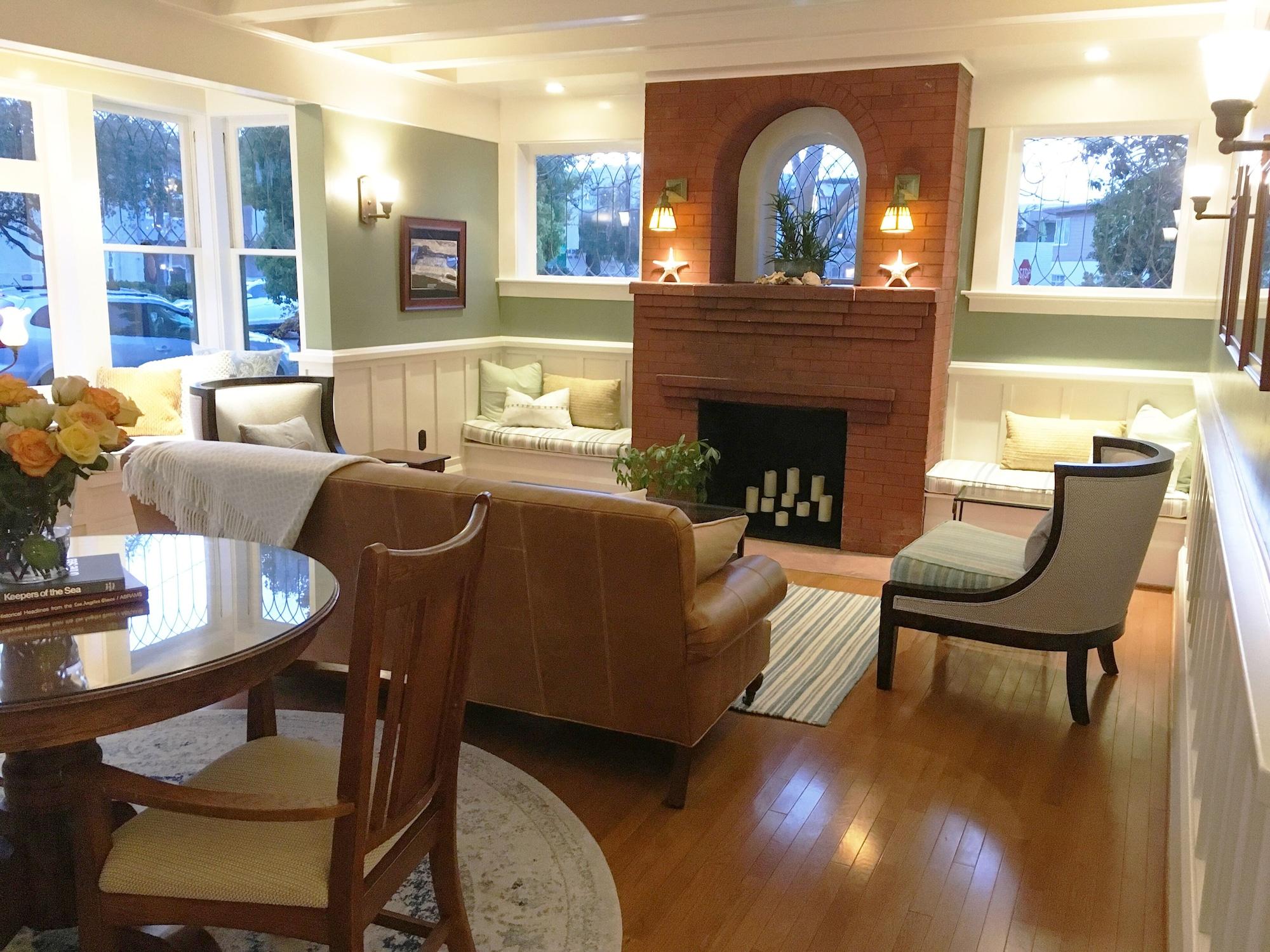 Vista Lobby 1906 Lodge