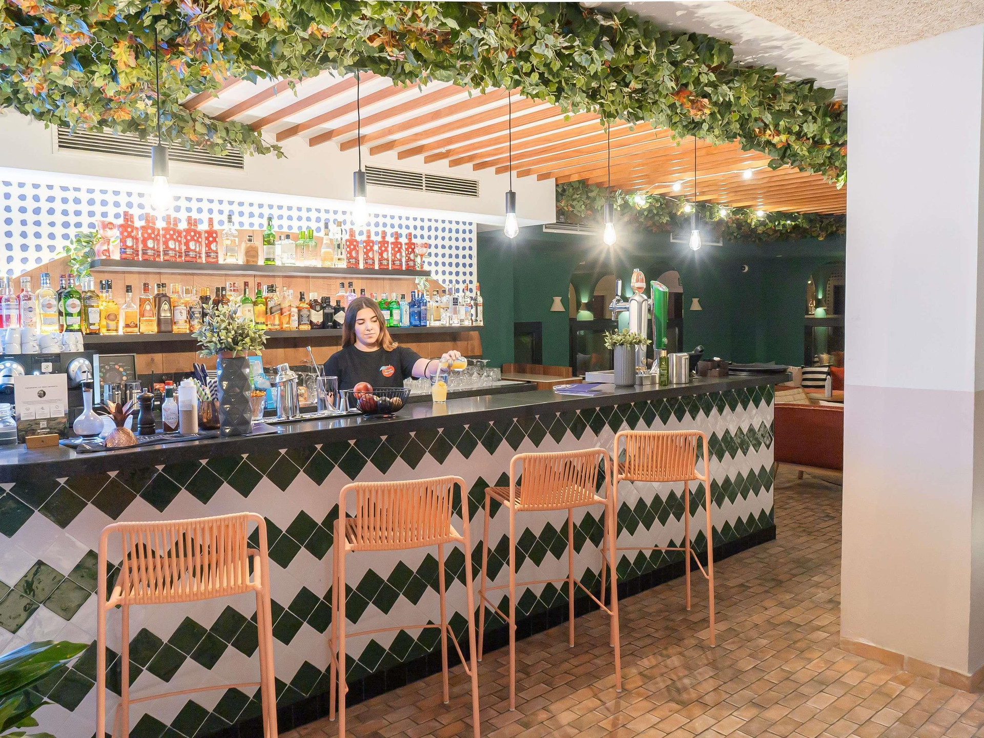 Vista Exterior Ibis Styles Sevilla Santa Justa