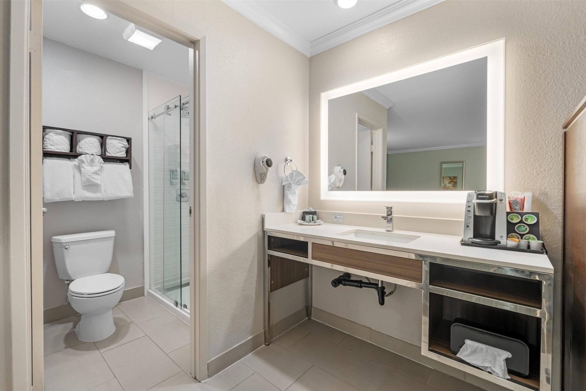 Best Western Courtesy Hotel - Anaheim Resort Amusement Park Anaheim ...