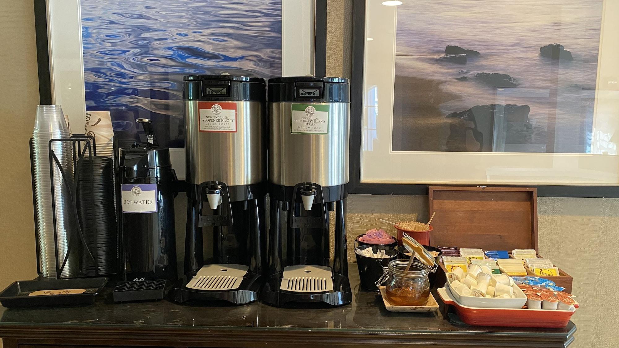 Restaurant Port Inn & Suites Kennebunk, an Ascend Collection Hotel