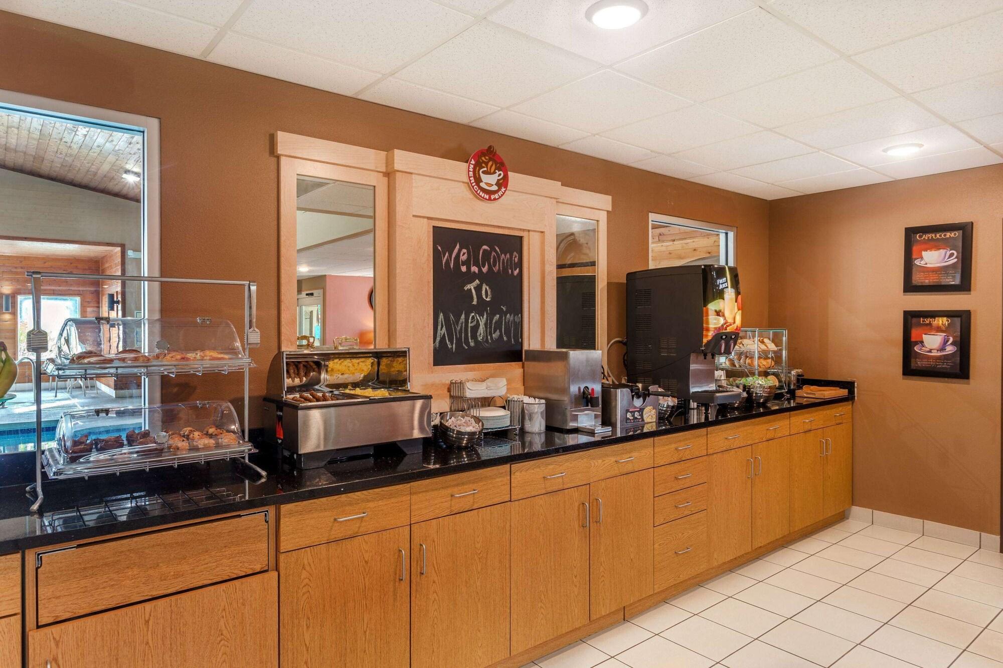 Restaurant AmericInn by Wyndham Boscobel
