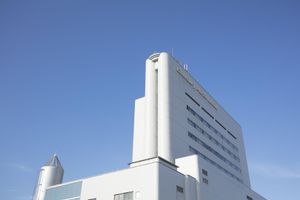 Alojamiento - Century Plaza Hotel