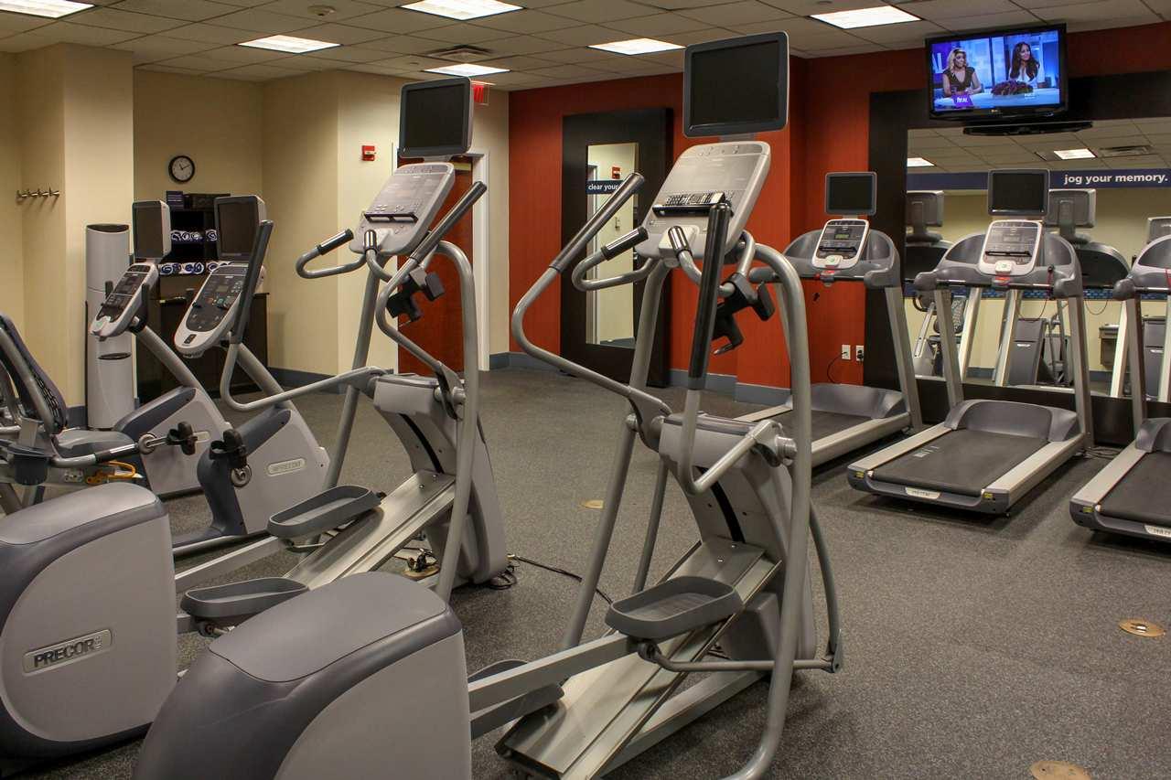 Gimnasio Hampton Inn Long Island-Brookhaven