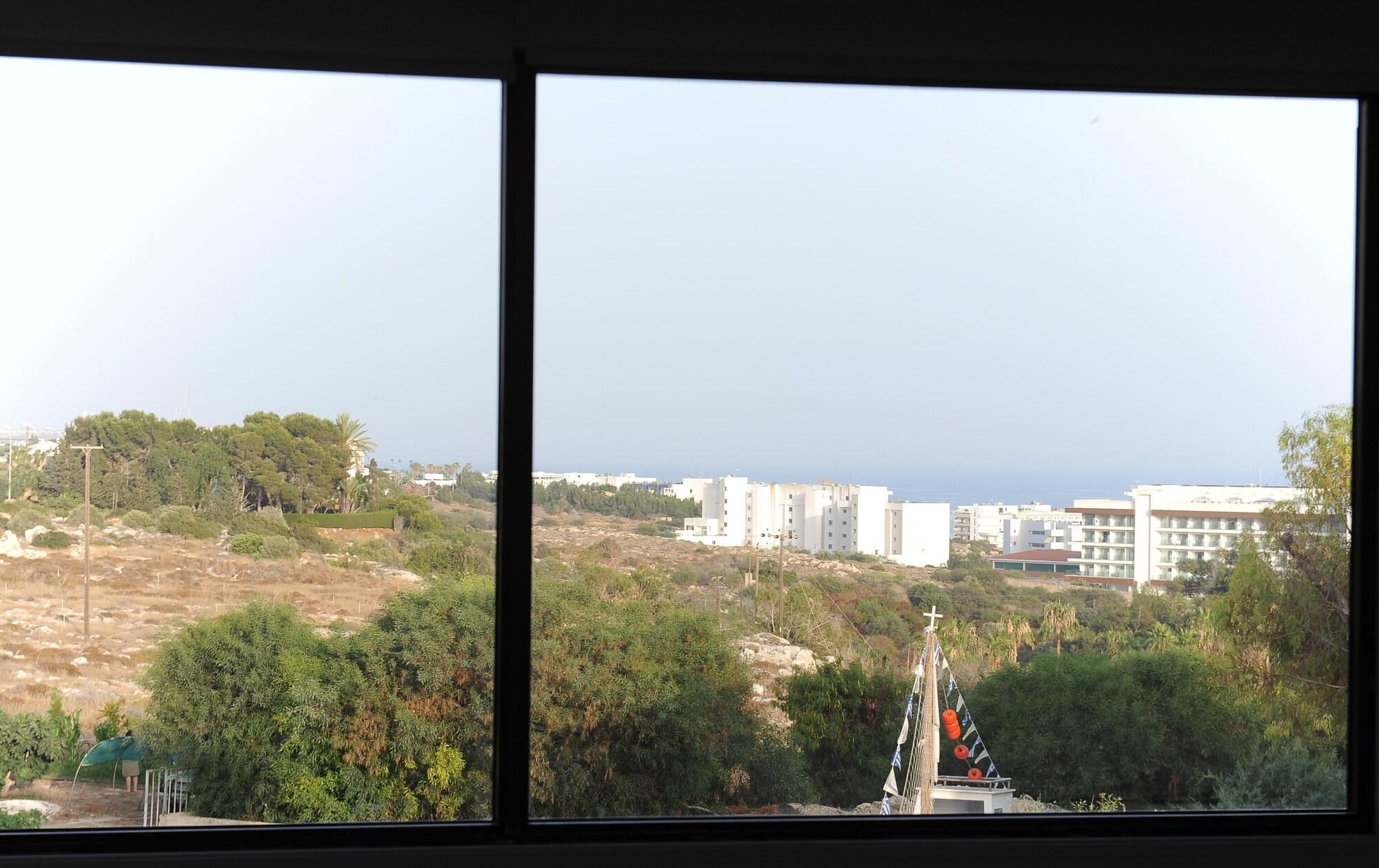 Playa Napa City Apartments