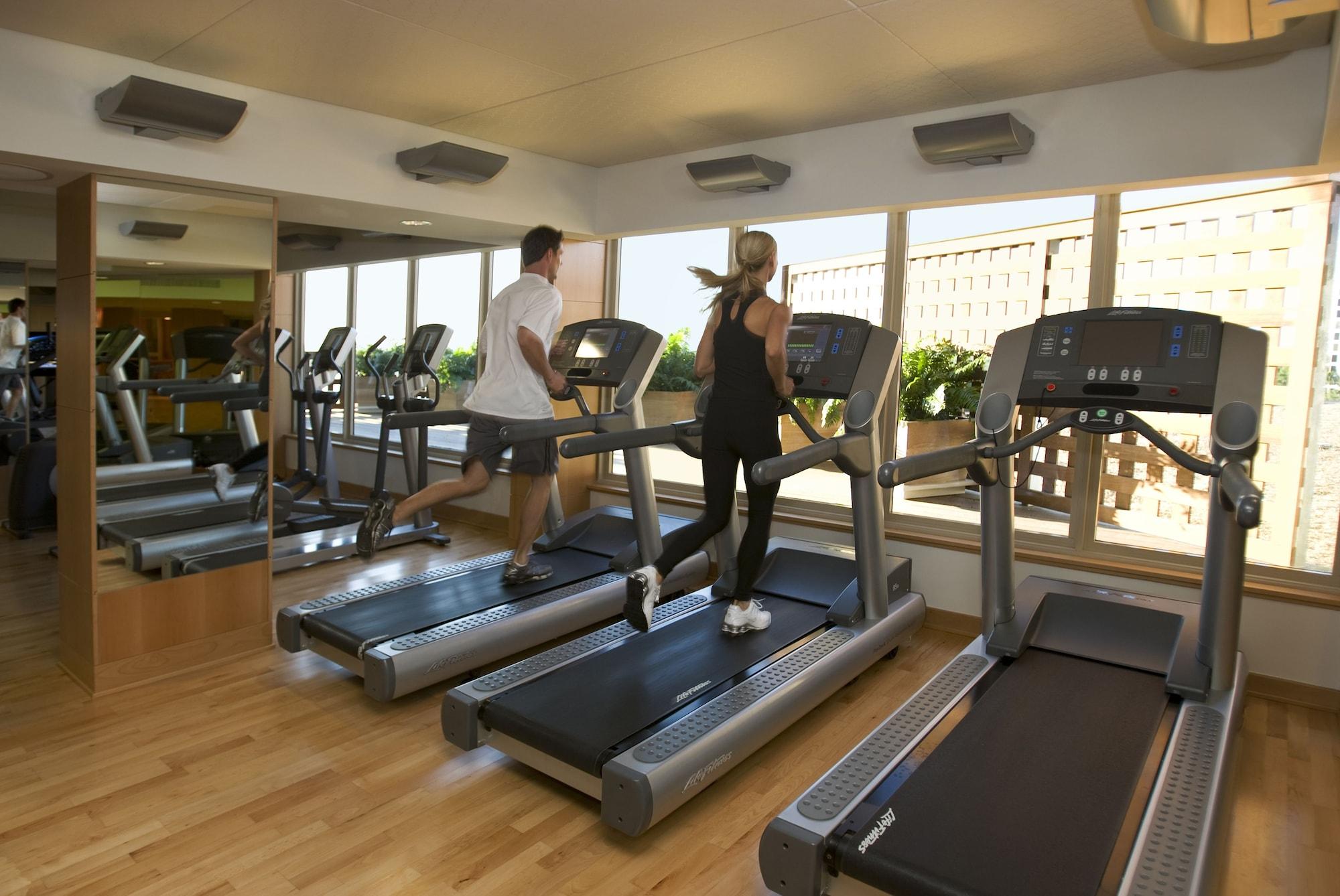 Gimnasio Naples Grande Beach Resort