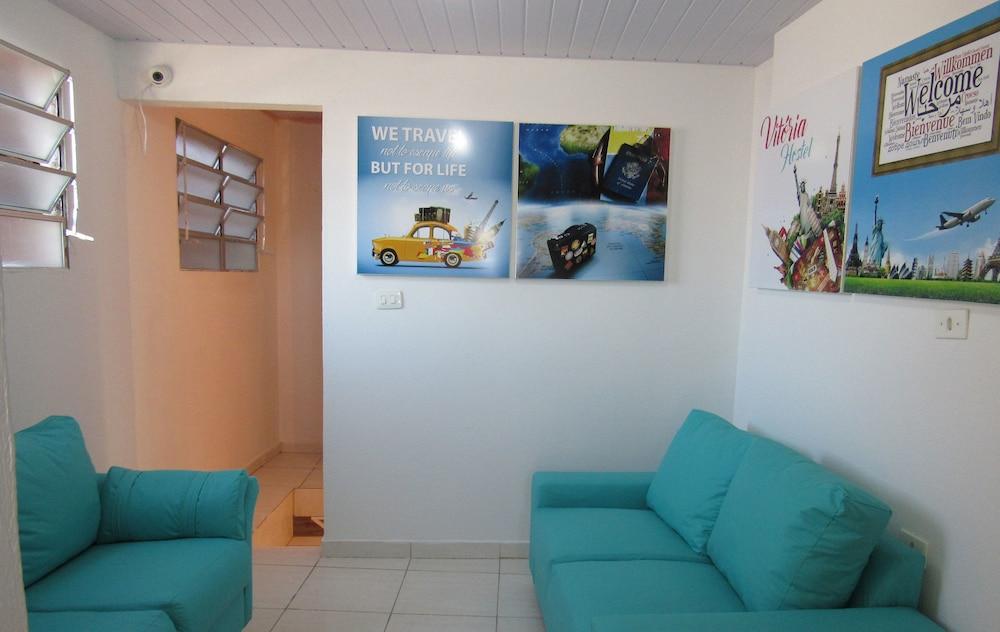 Vista Lobby Vitoria Hostel