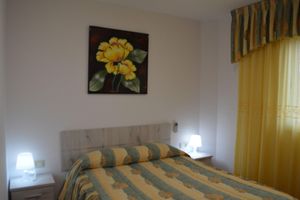 Alquiler Vacacional - Large house, with pool, barbecue, garden, wifi 1500 meters from sandy beach