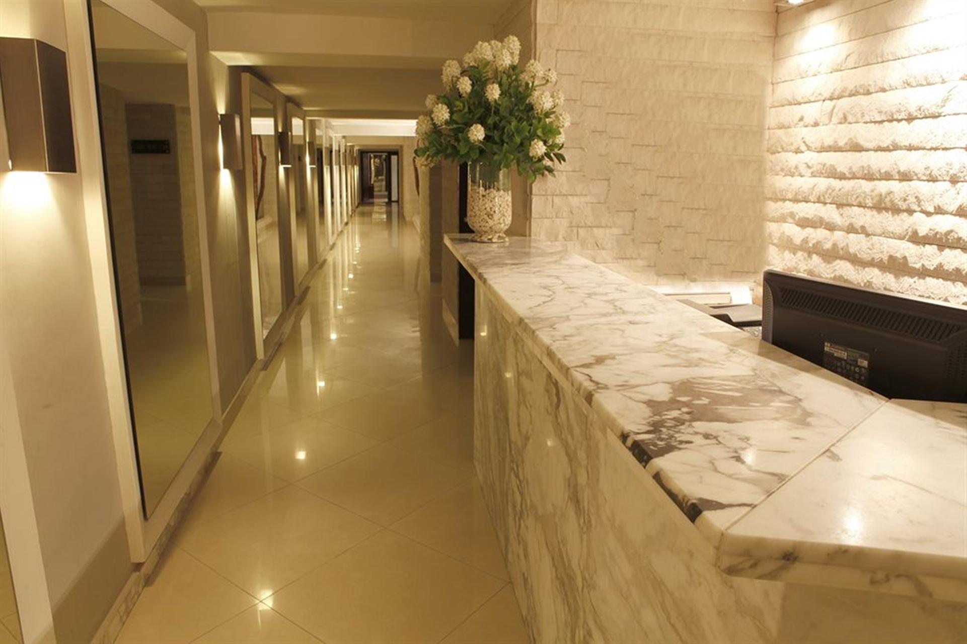 Vista Lobby Santa Cecilia B&B