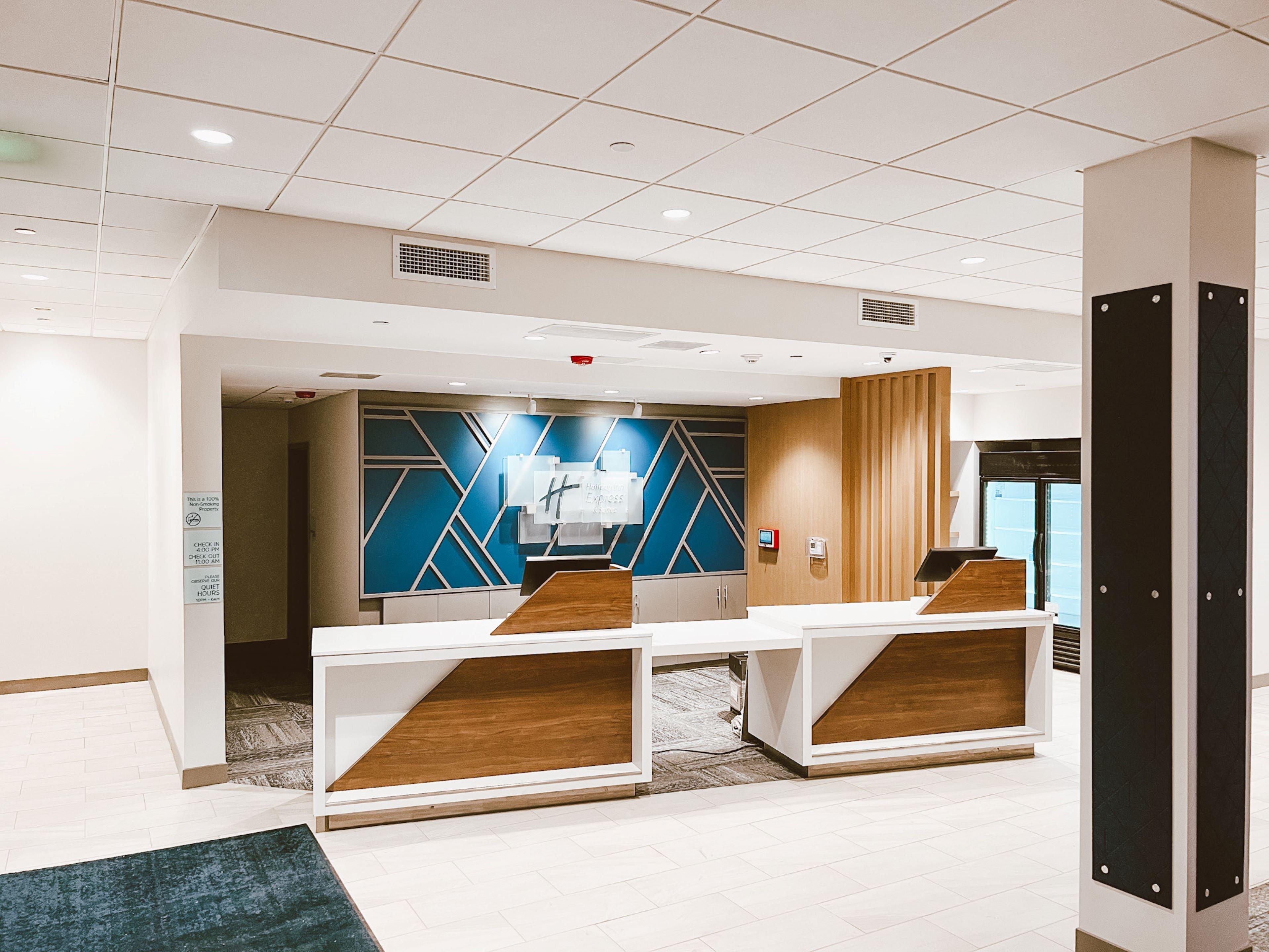 Vista Lobby Holiday Inn Express & Suites Henderson South - Boulder City by IHG