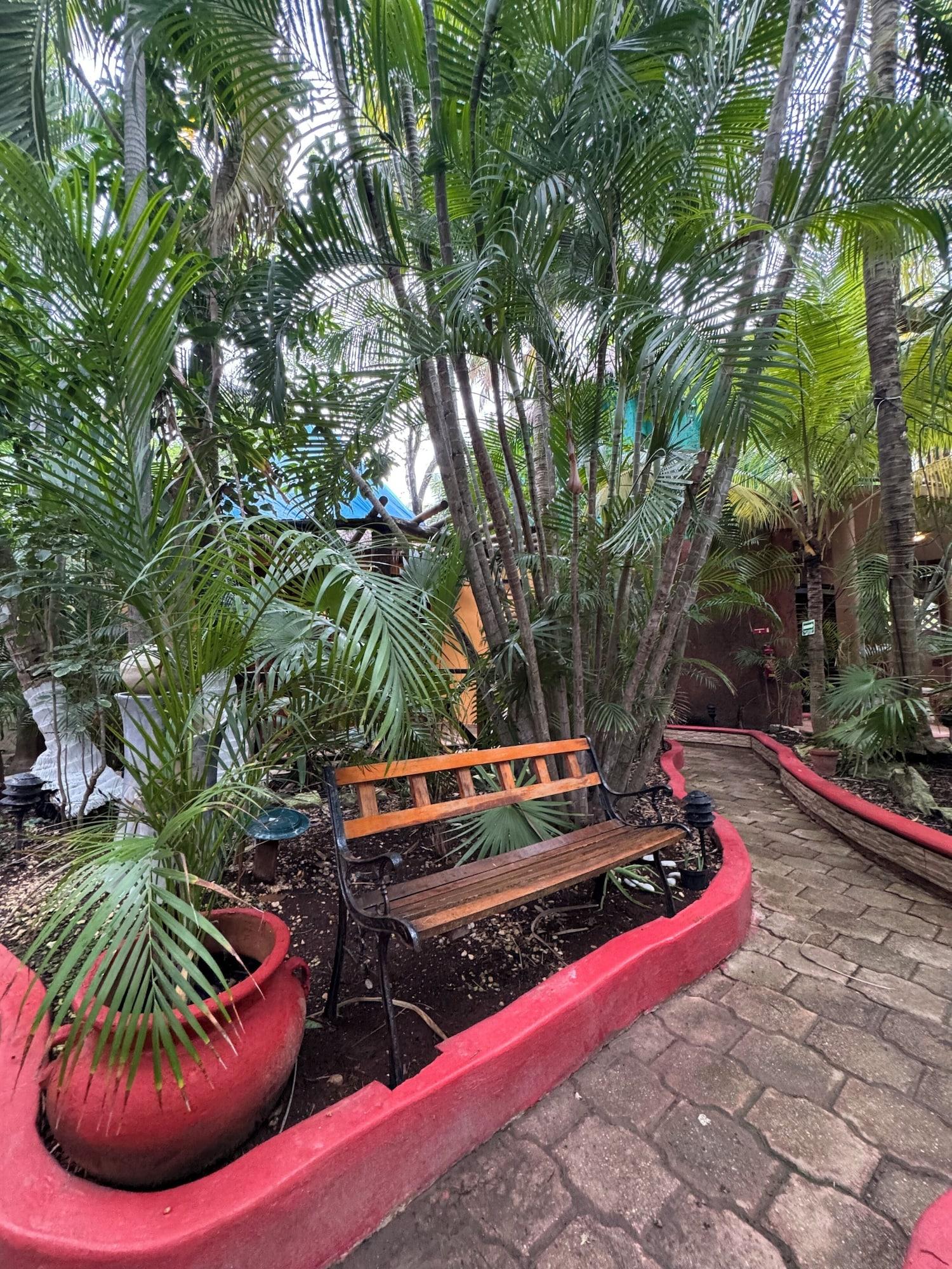 Vista Exterior Cocos Cabañas Playa del Carmen Adults only
