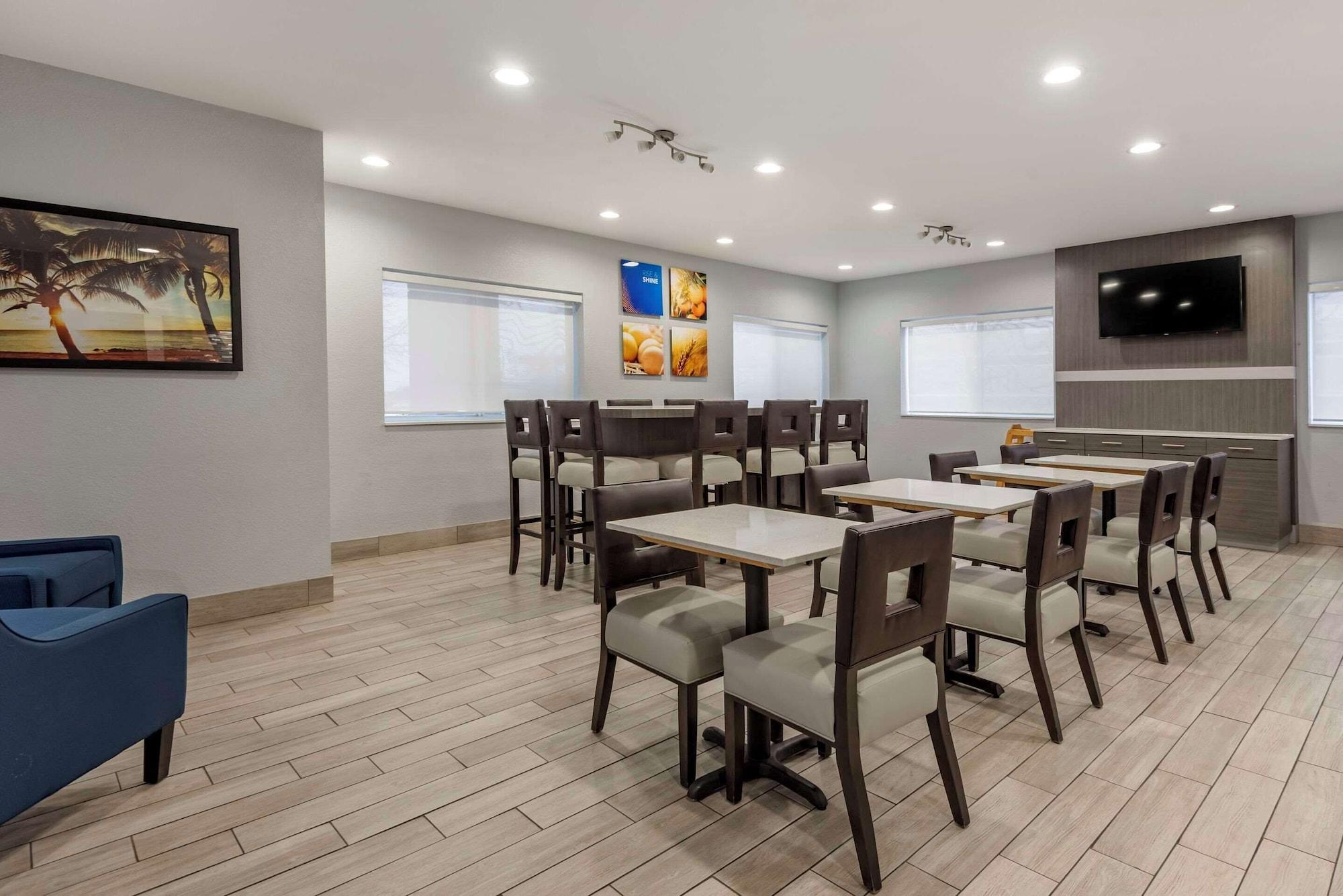 Restaurant Comfort Inn & Suites Liverpool - Syracuse