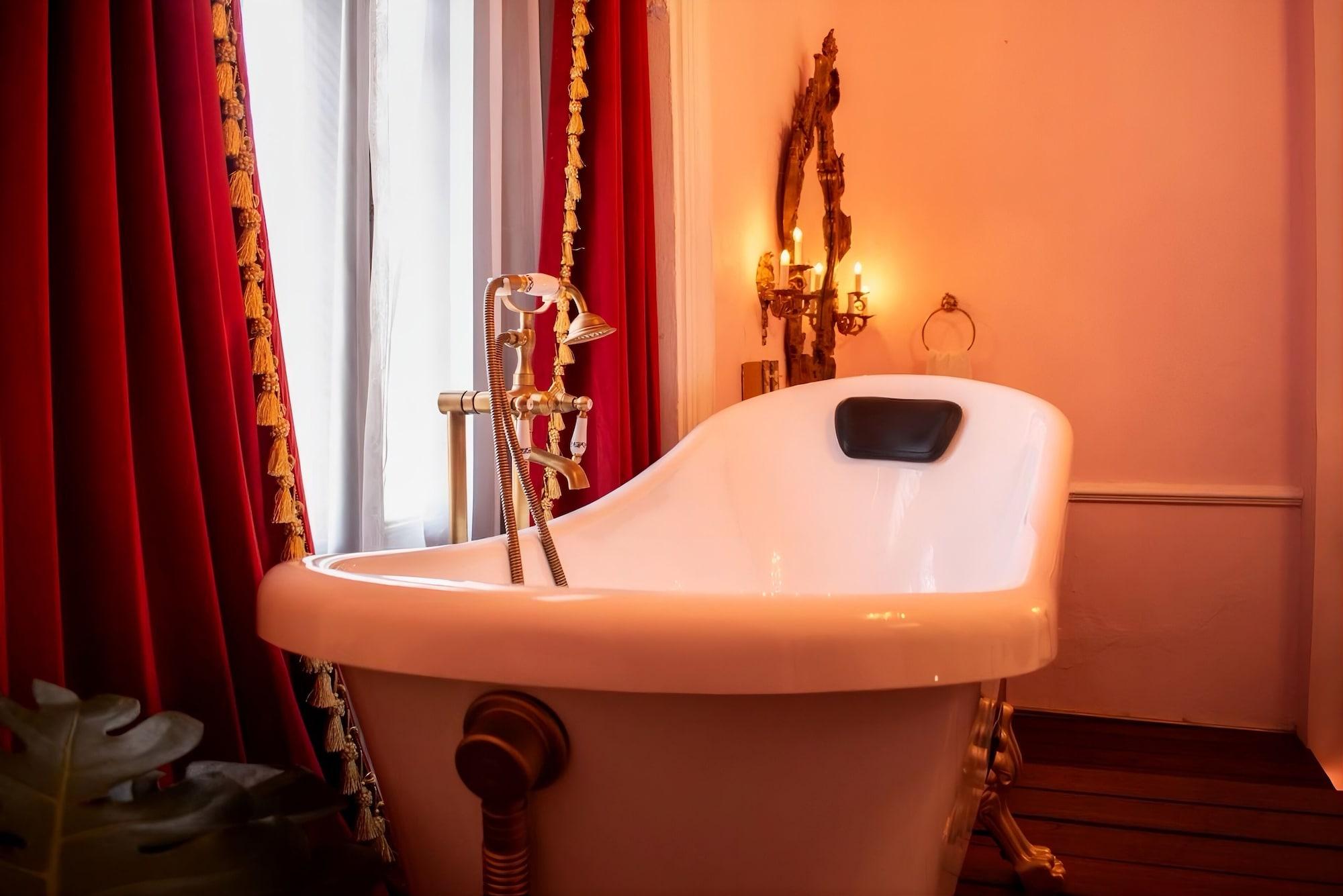 Equipamiento de Habitación La Casa Rosa Imperial