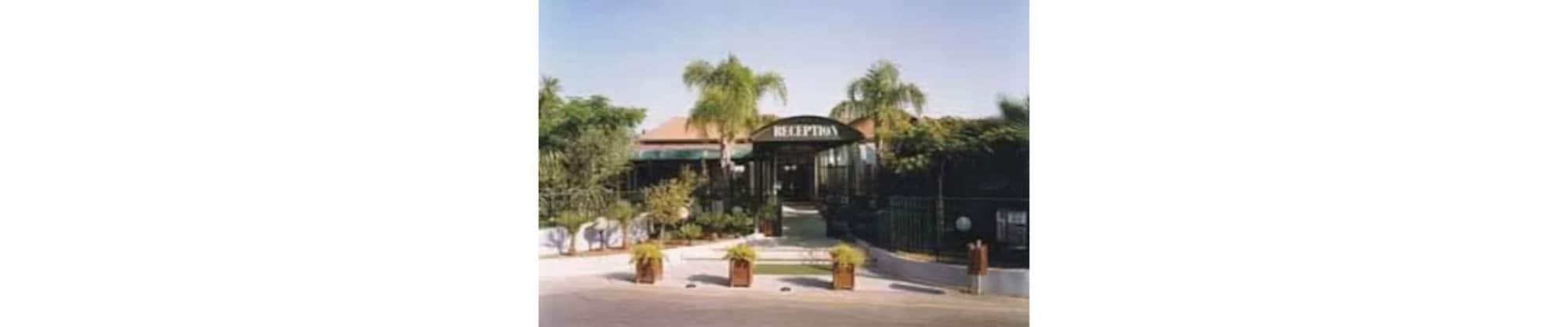 Vista Exterior Villa Orchidea