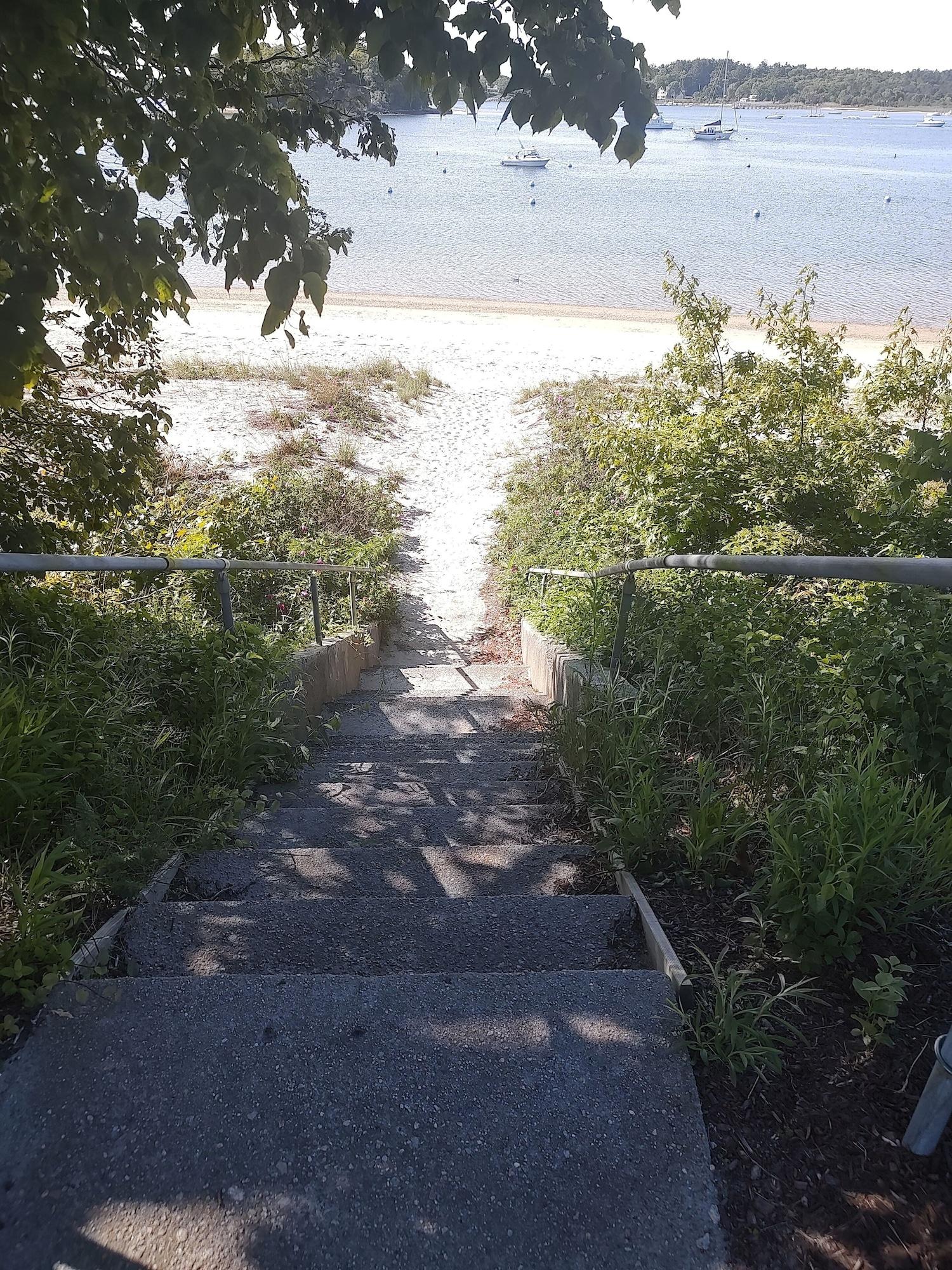 Playa The Inn on Onset Bay